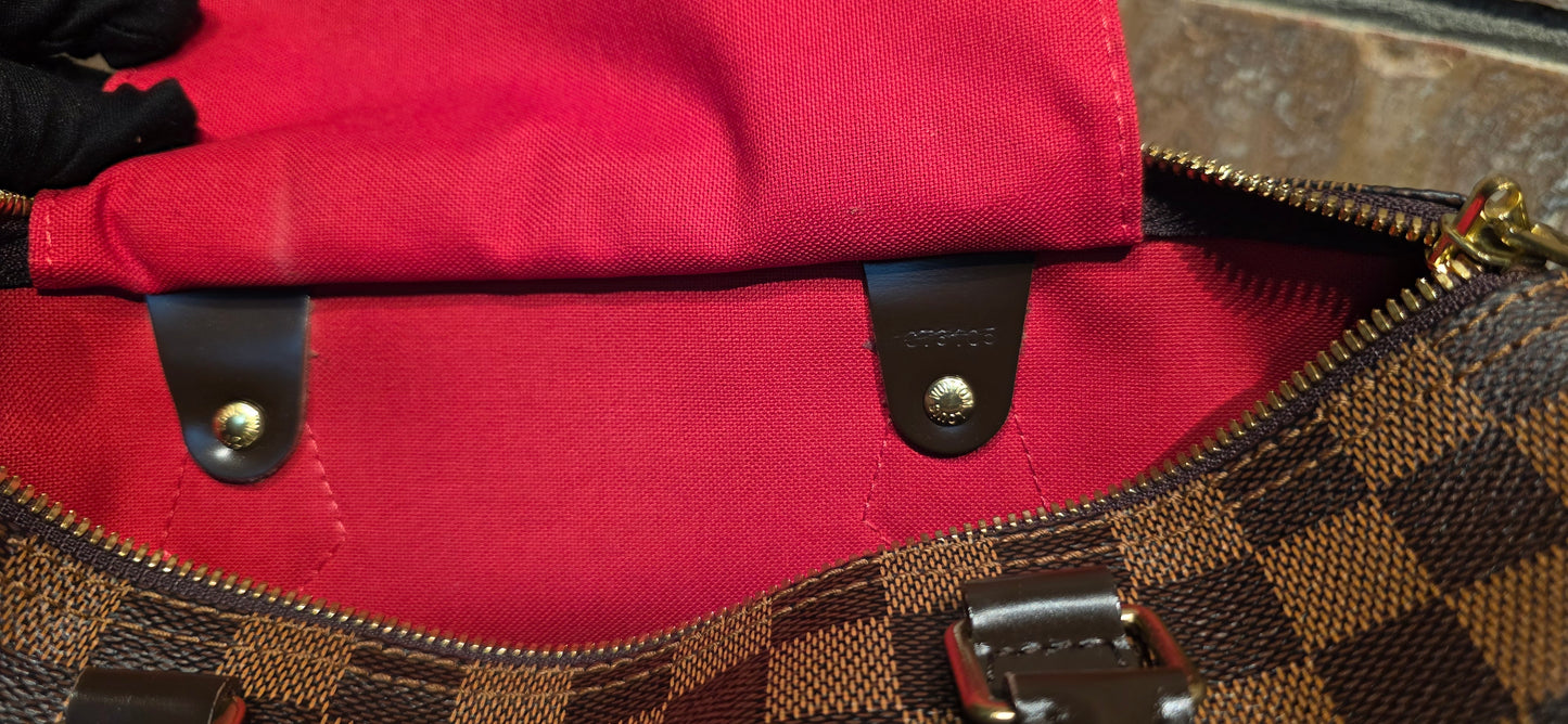 Authentic Louis Vuitton Speedy Bandouliere 30 Damier Ebene