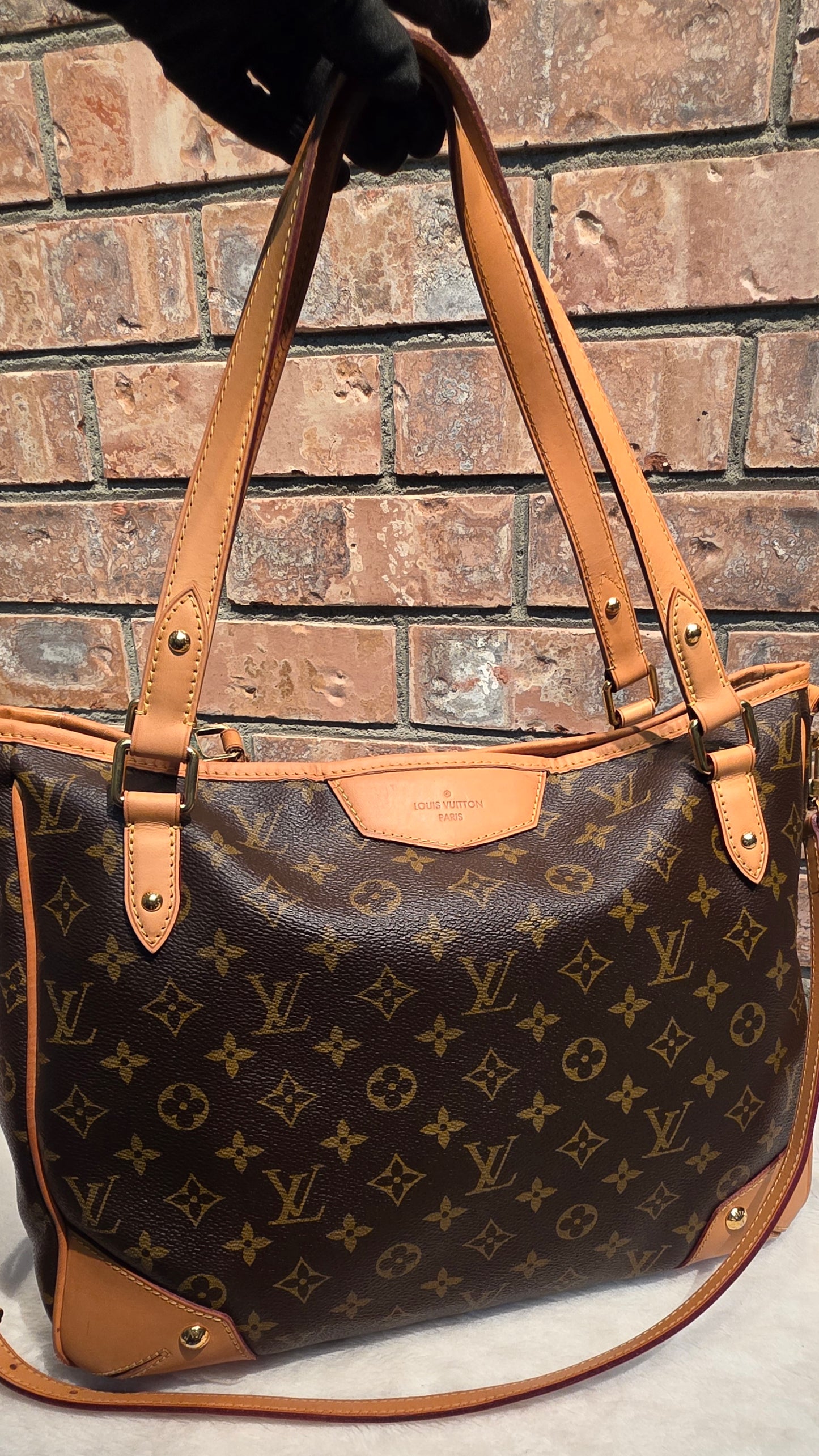 Authentic Louis Vuitton Estrella MM
