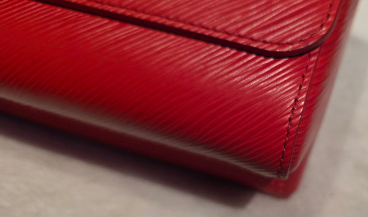 Authentic Louis Vuitton Twist MM Epi Leather in Red