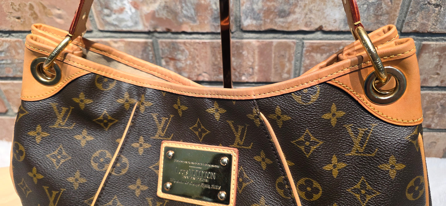 Authentic Louis Vuitton Galliera PM Monogram