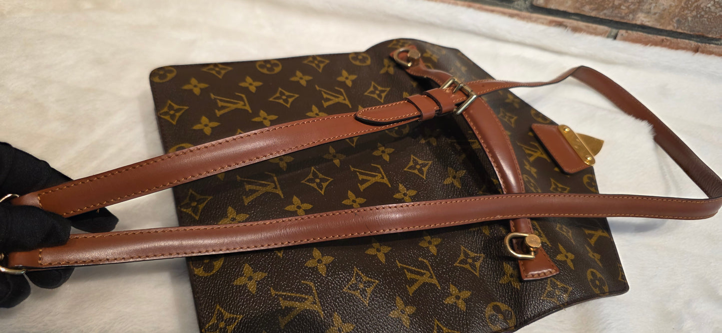 Authentic Louis Vuitton Monceau 26