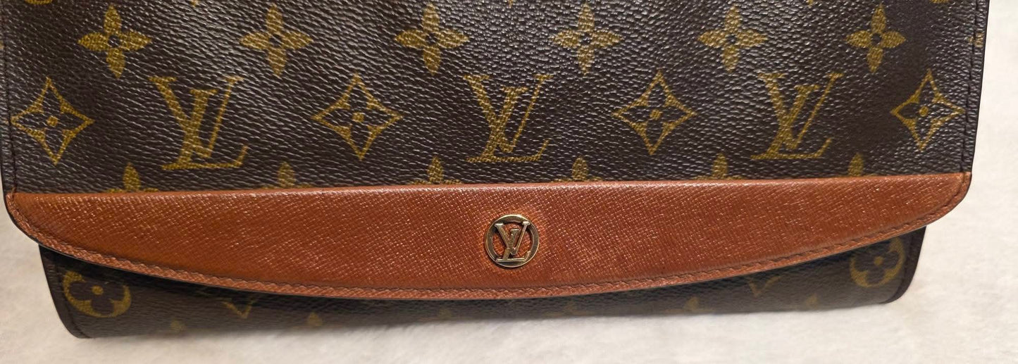 Authentic Louis Vuitton Pochette Bordeaux