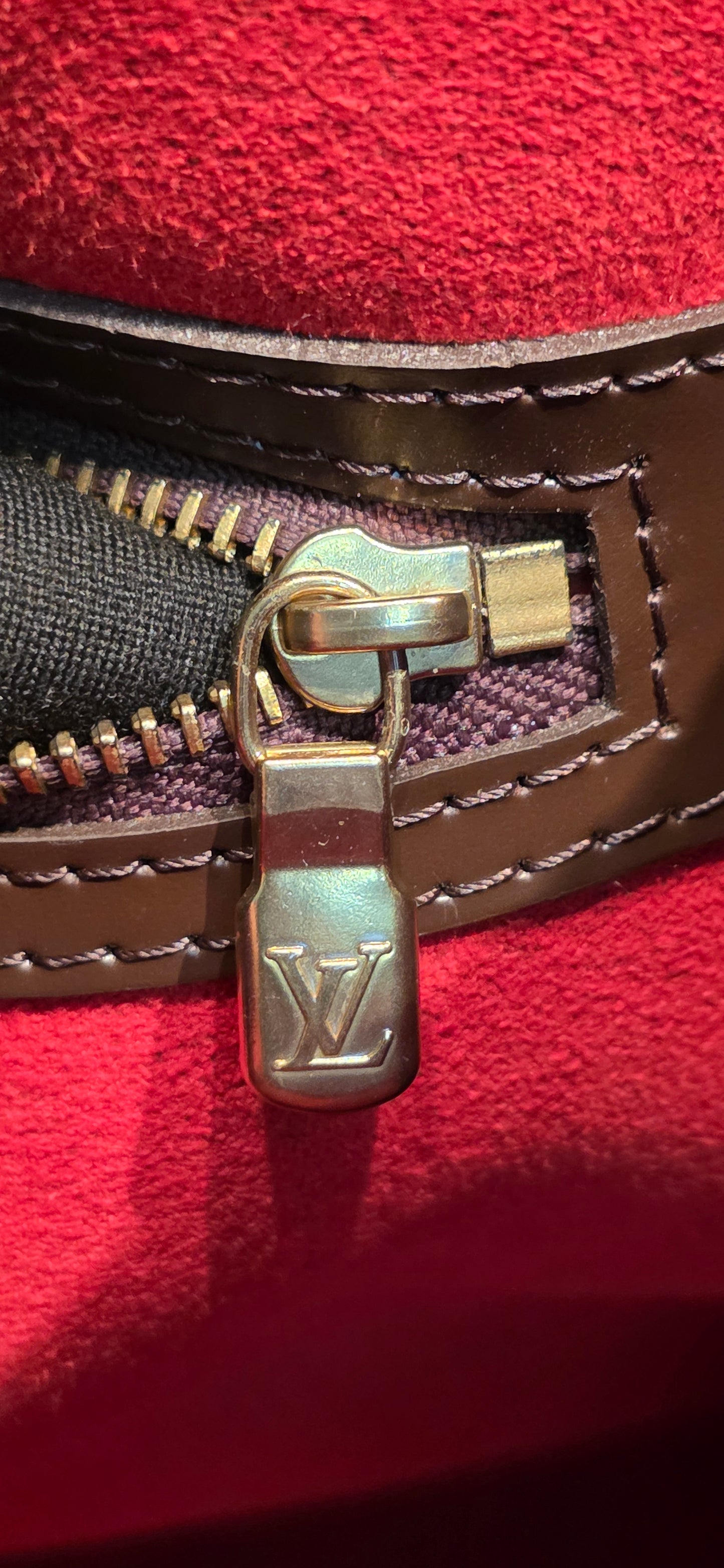Authentic Louis Vuitton Hampstead MM Damier Ebene