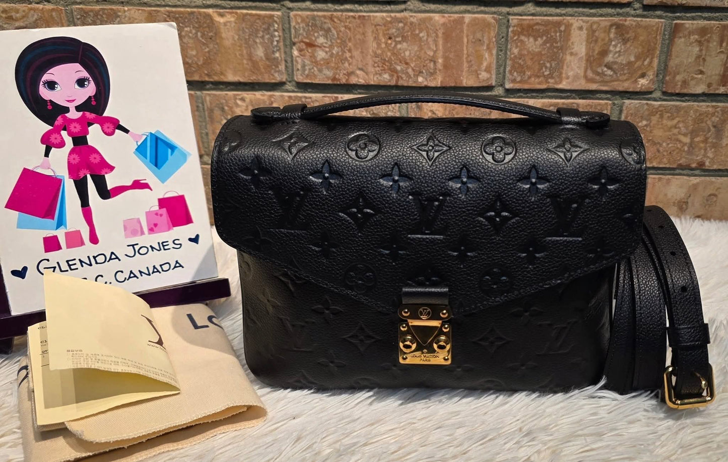 Authentic Pochette Metis Empreinte Noir