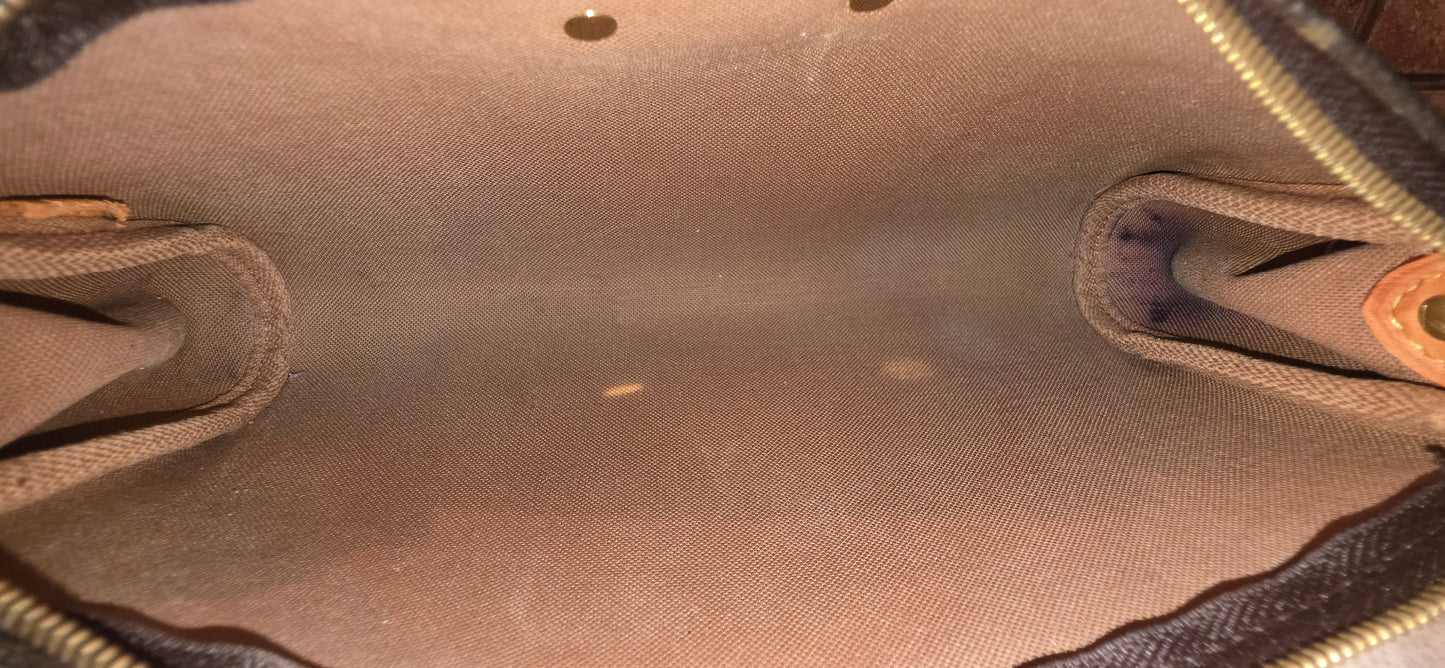 Authentic Louis Vuitton Eva Monogram