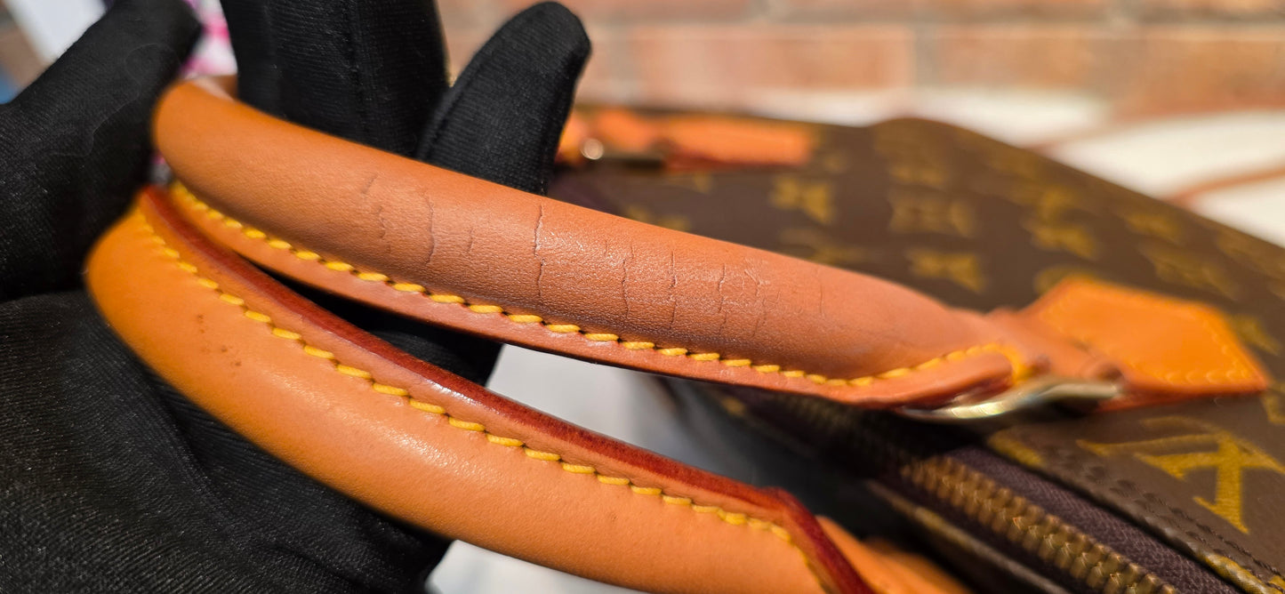 Authentic Louis Vuitton Alma PM Monogram (With Strap)