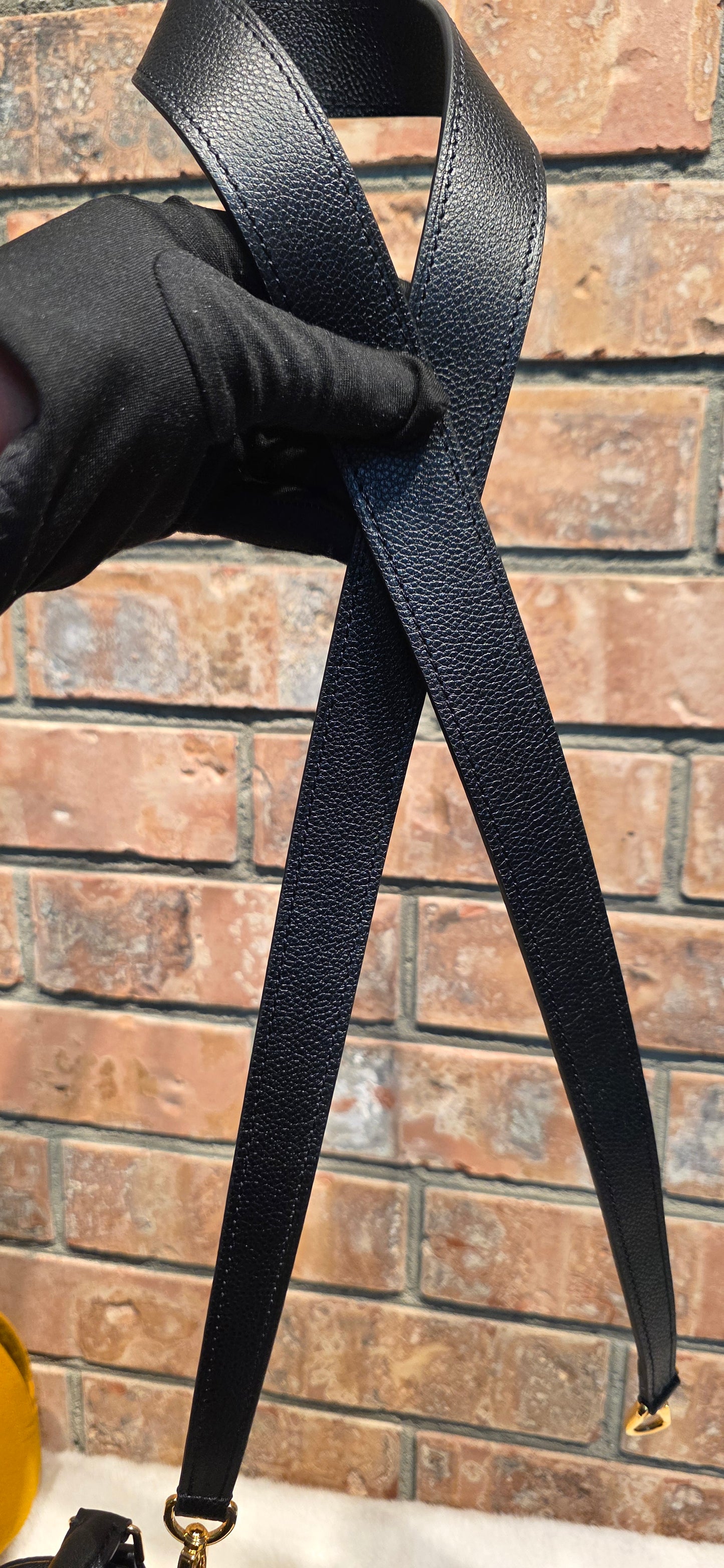 Authentic Louis Vuitton Neo Alma BB Empreinte Noir
