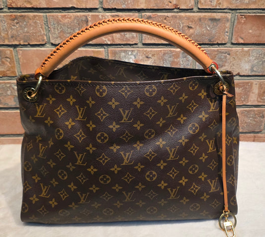 Authentic Louis Vuitton Artsy MM Monogram