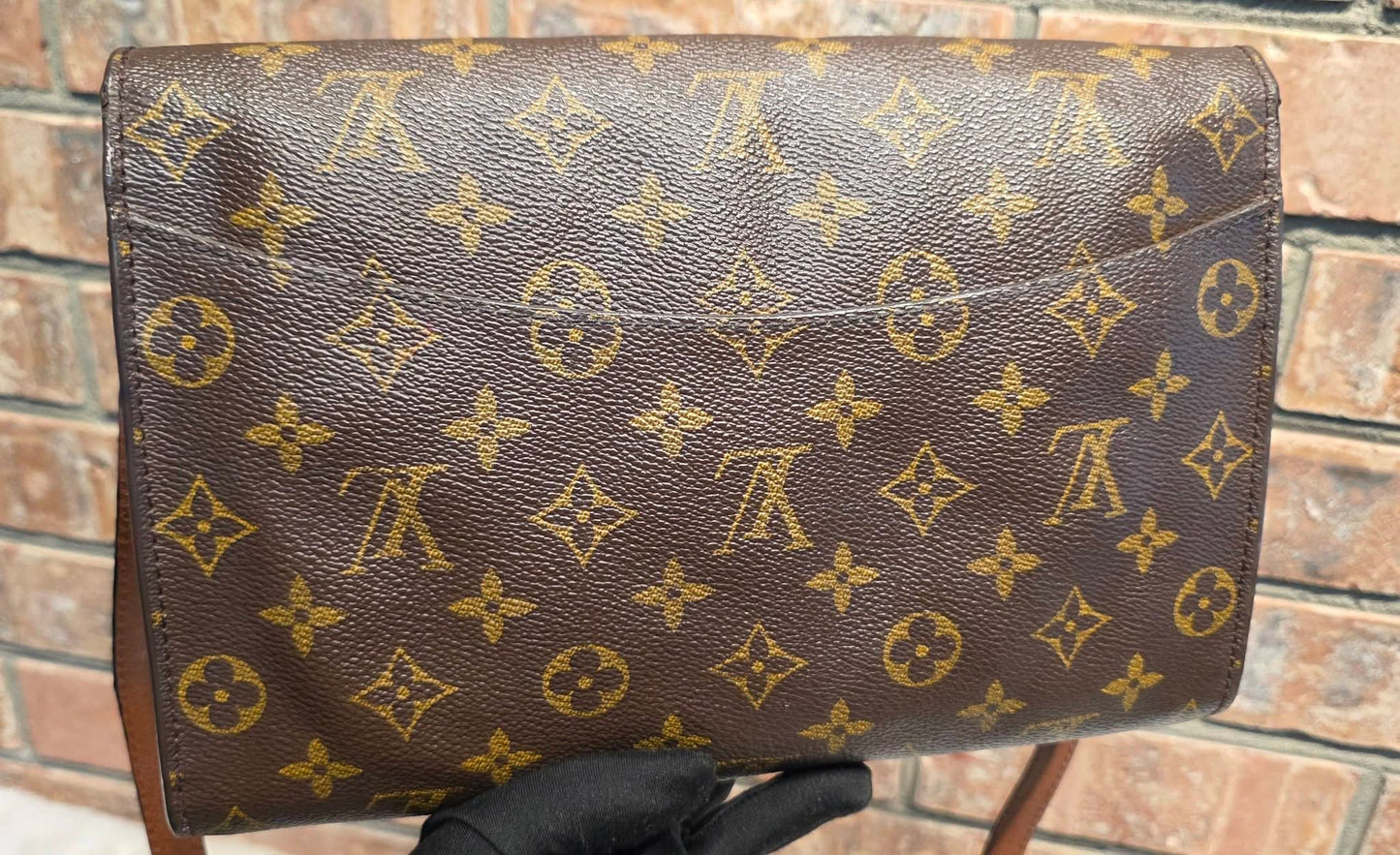 Authentic Louis Vuitton Pochette Bordeaux