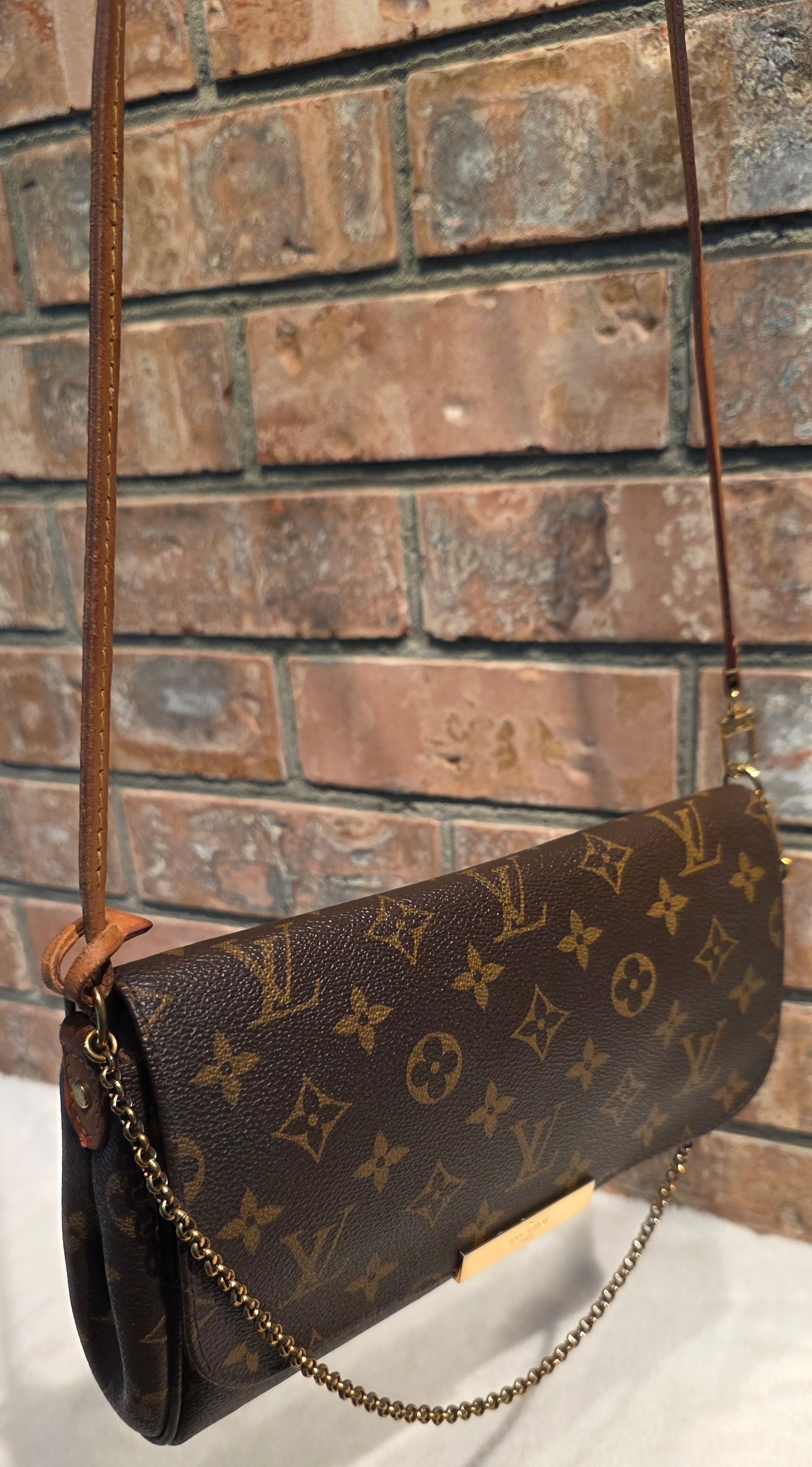 Authentic Louis Vuitton Favorite MM Monogram