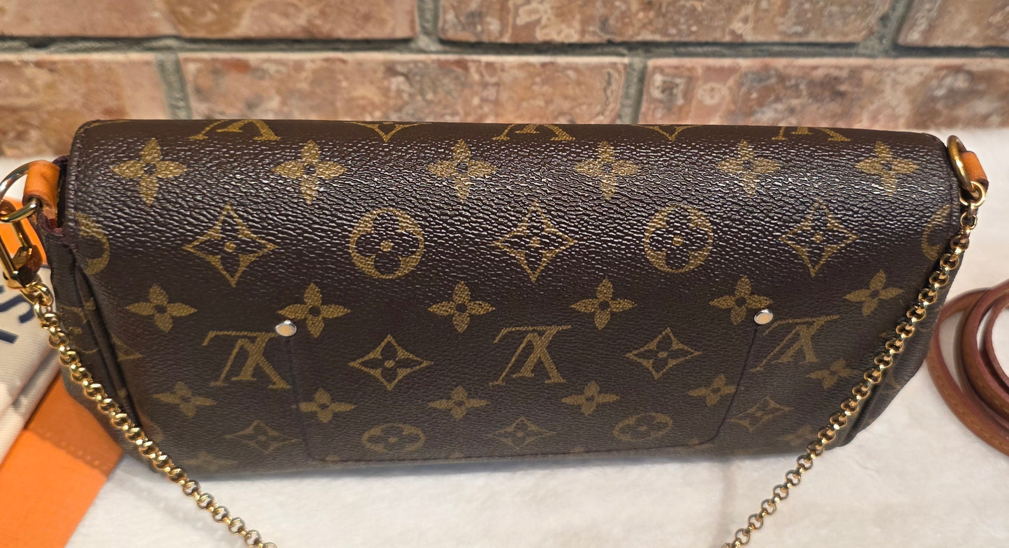 Authentic Louis Vuitton Favorite MM Monogram (SA4116)