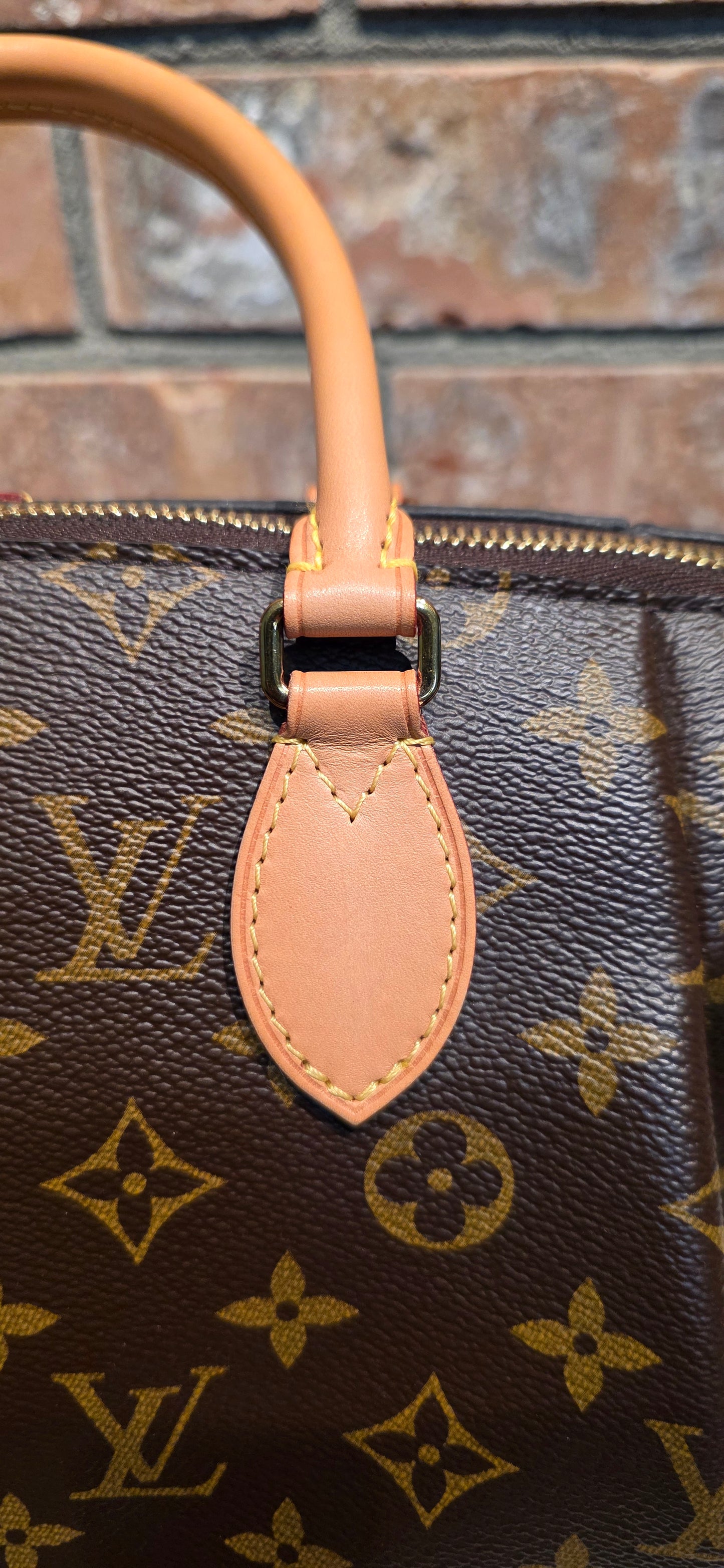 Authentic Louis Vuitton Turenne MM (SR2156)