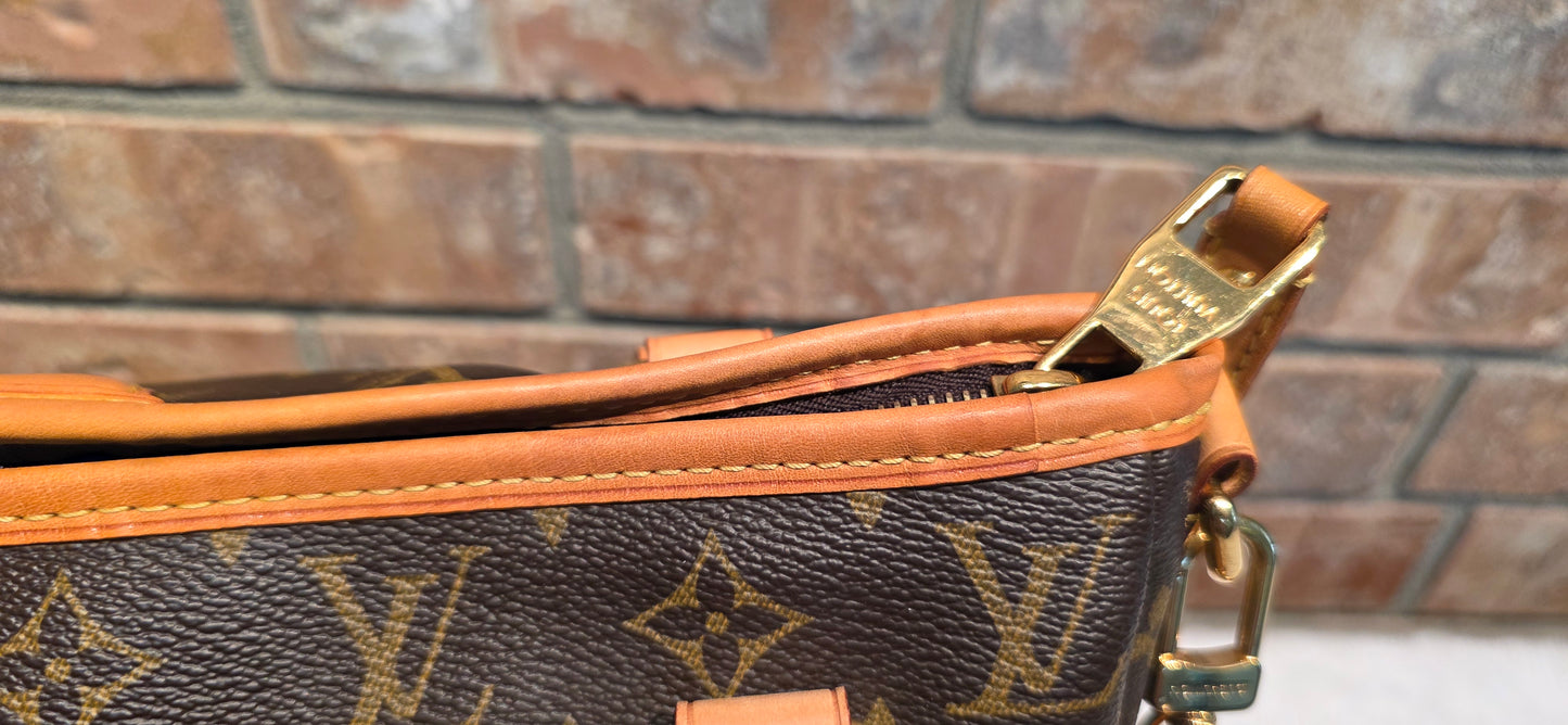 Authentic Louis Vuitton Estrela MM