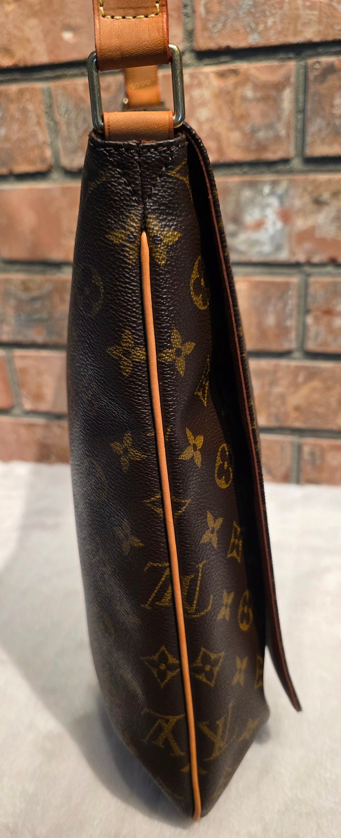Authentic Louis Vuitton Musette Salsa GM Monogram