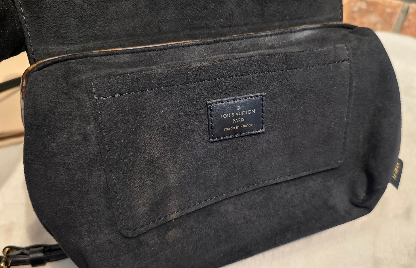 Authentic Louis Vuitton Locky BB Noir