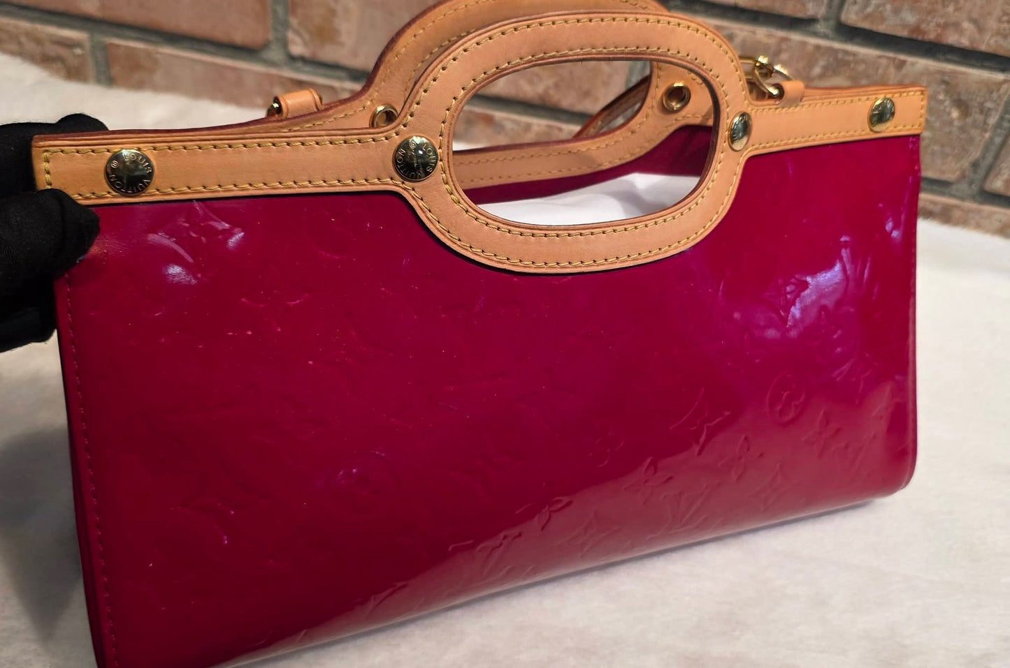 Authentic Louis Vuitton Roxbury Drive
