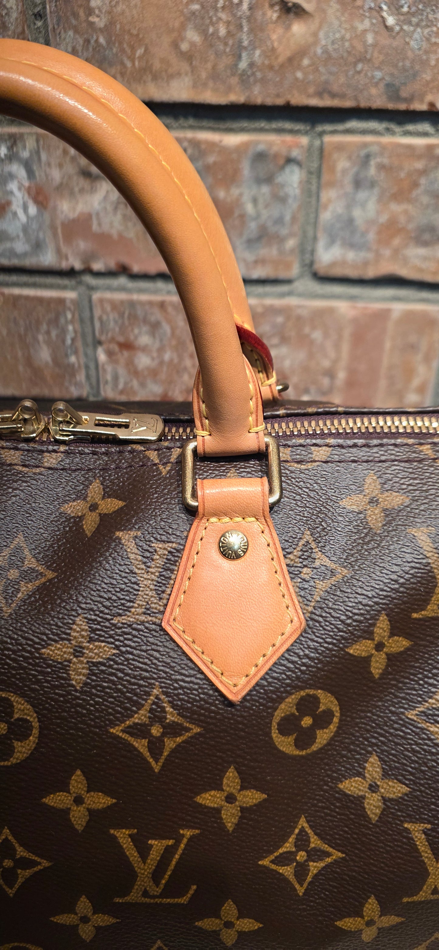 Authentic Louis Vuitton Speedy 35 Bandoliere