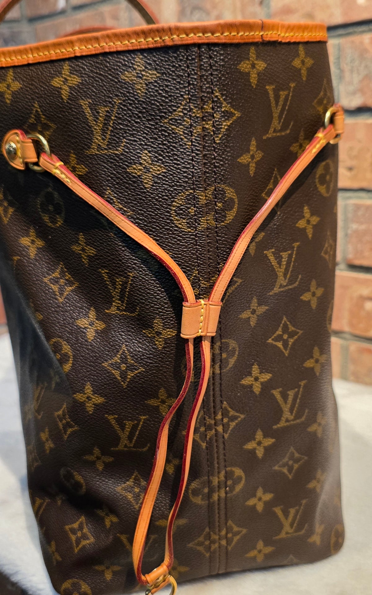 Authentic Louis Vuitton Neverfull GM Monogram
