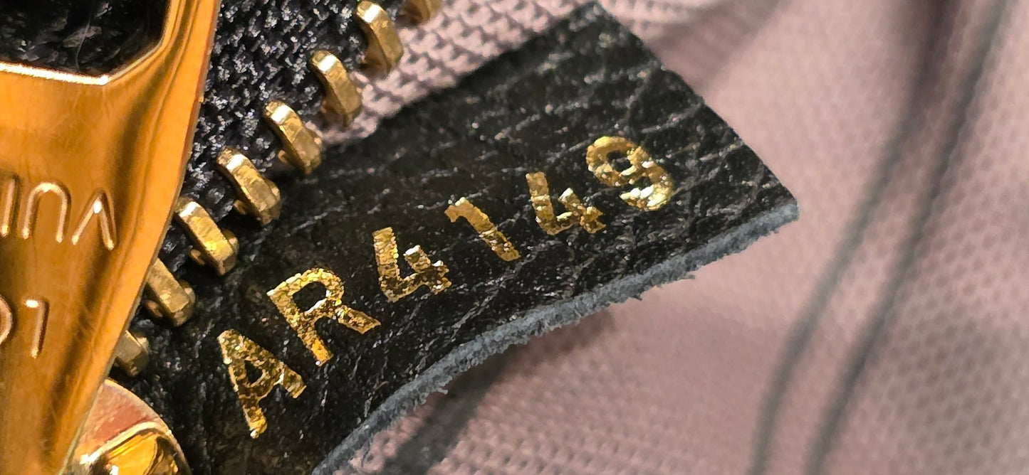Authentic Pochette Metis Empreinte Noir