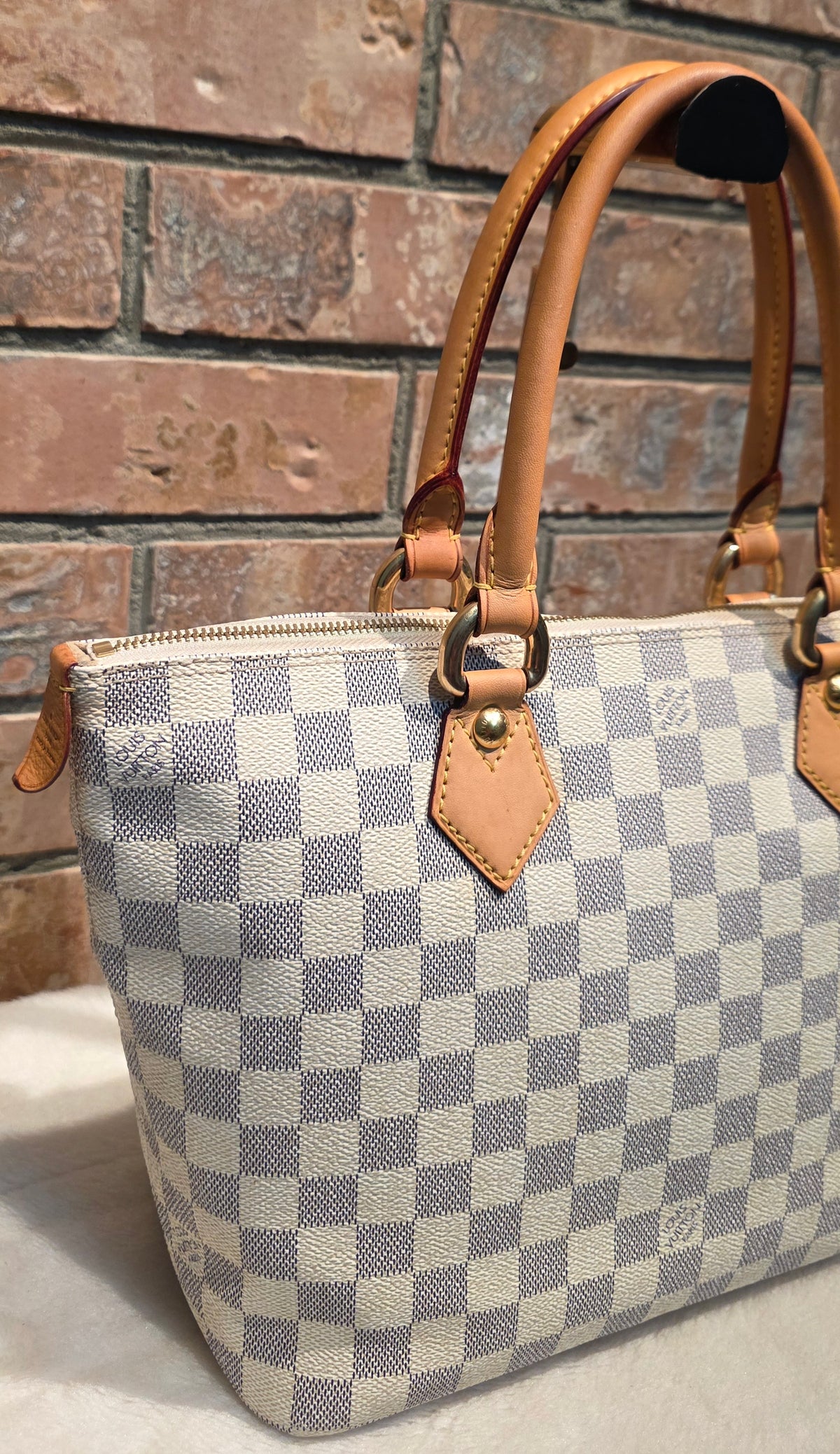 Authentic Louis Vuitton Saleya PM Damier Azur
