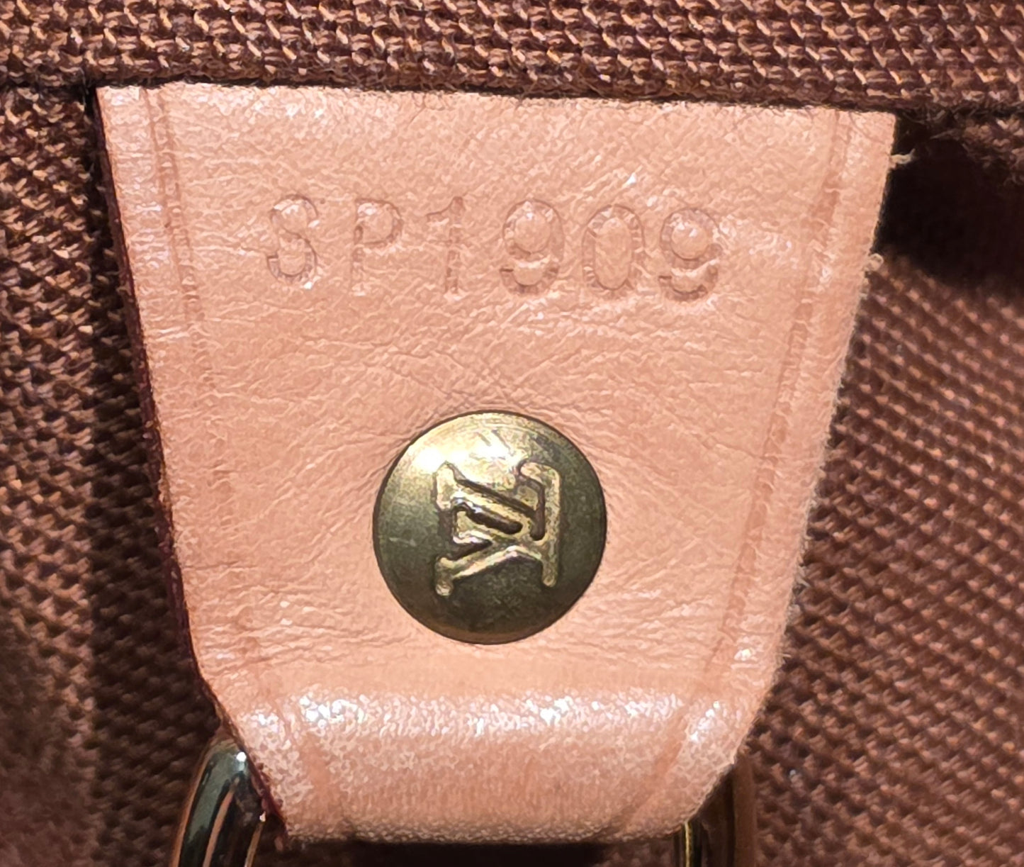 Authentic Louis Vuitton Montsouris GM