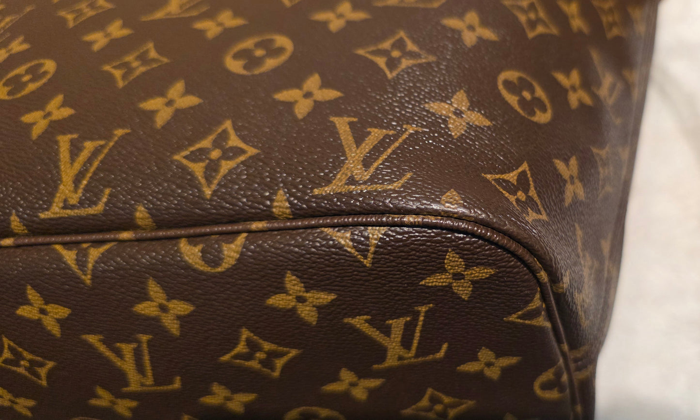 Authentic Neverfull MM Monogram Fuchsia Interior (BAG ONLY)