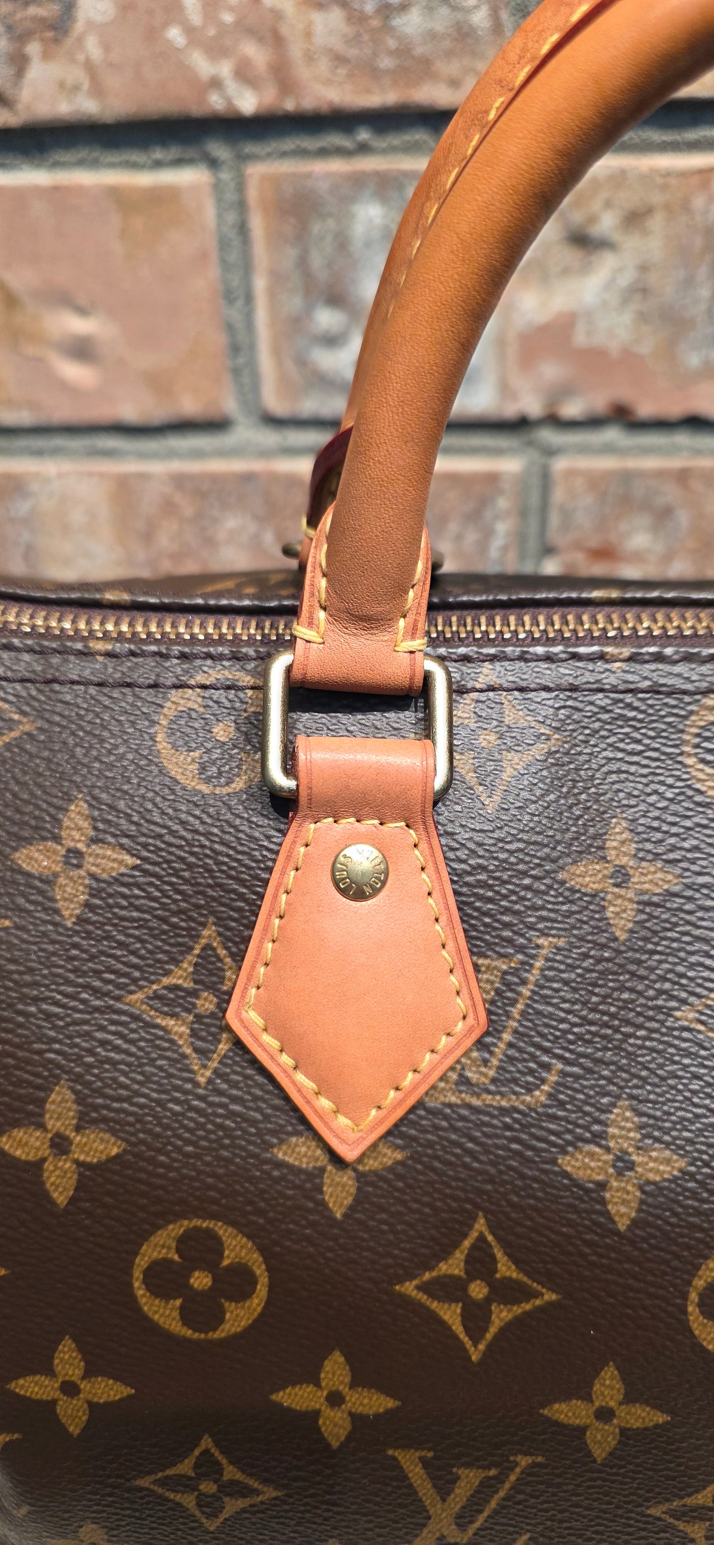 Authentic Louis Vuitton Speedy 30 Monogram