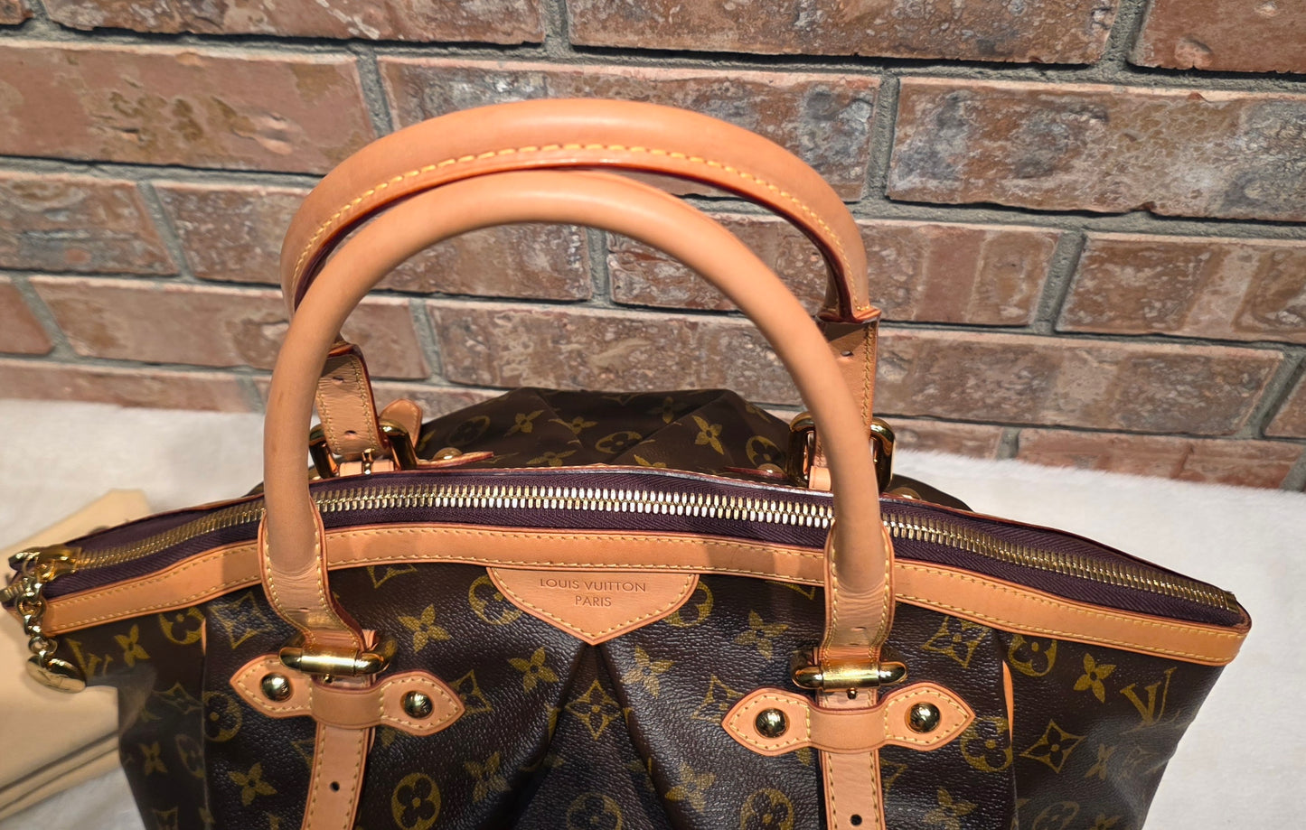 Authentic Louis Vuitton Tivoli GM