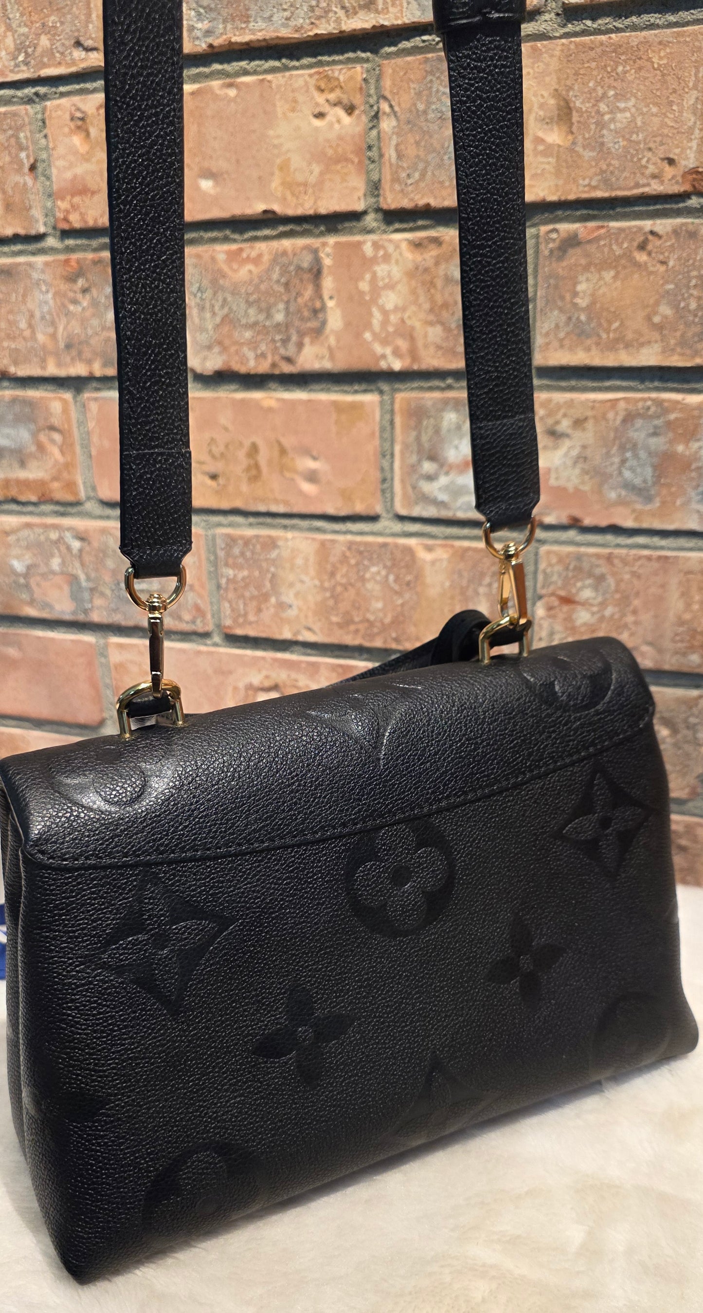 Authentic Louis Vuitton Madeleine MM Empreinte Noir