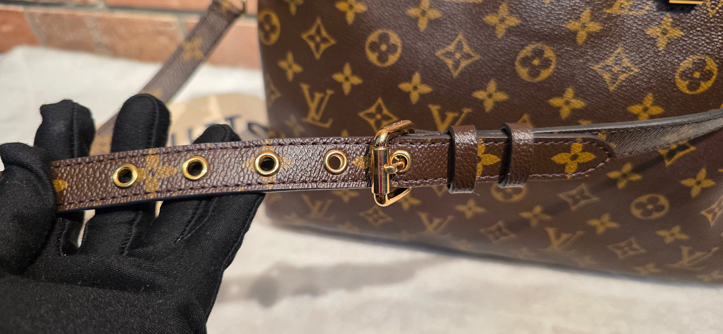 Authentic Louis Vuitton Pallas MM in Raisin