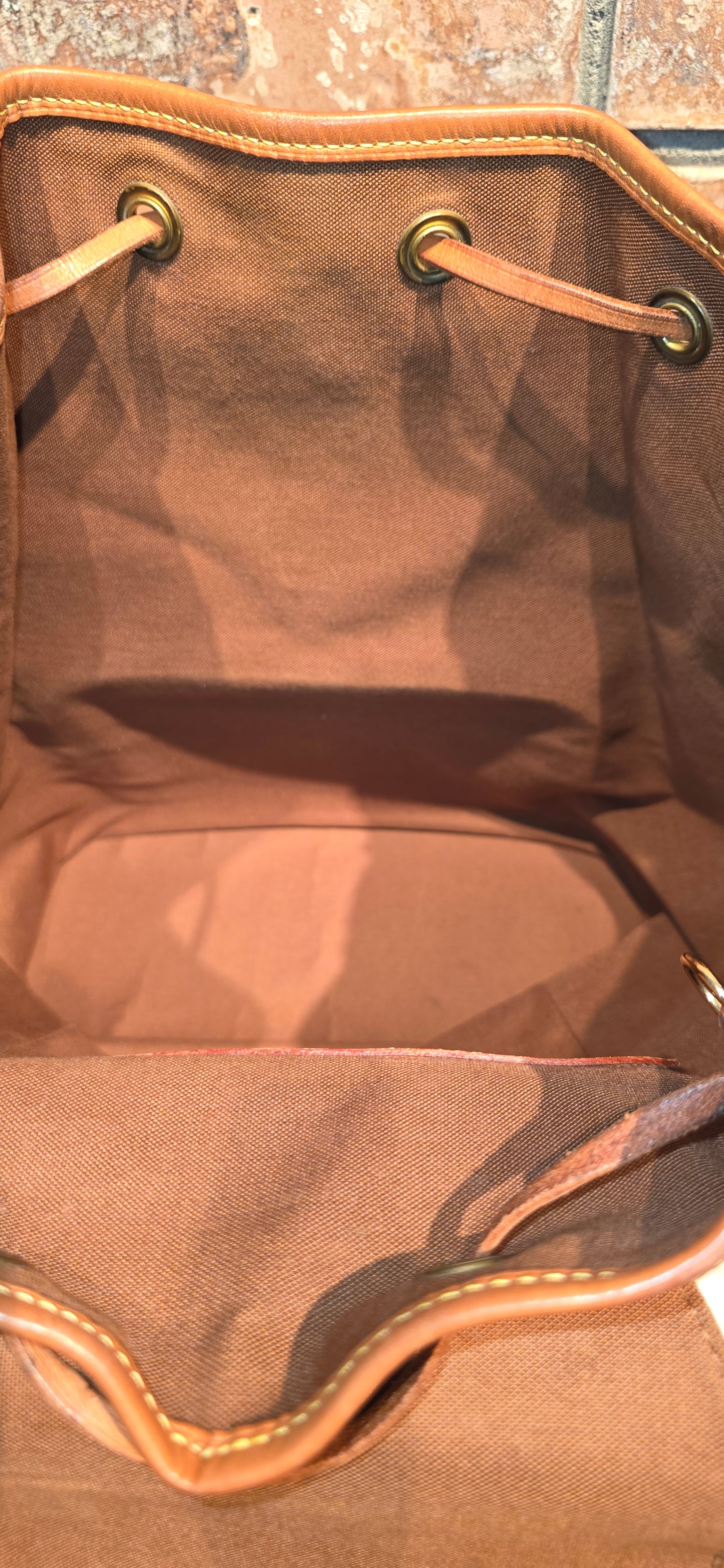 Authentic Louis Vuitton Montsouris GM