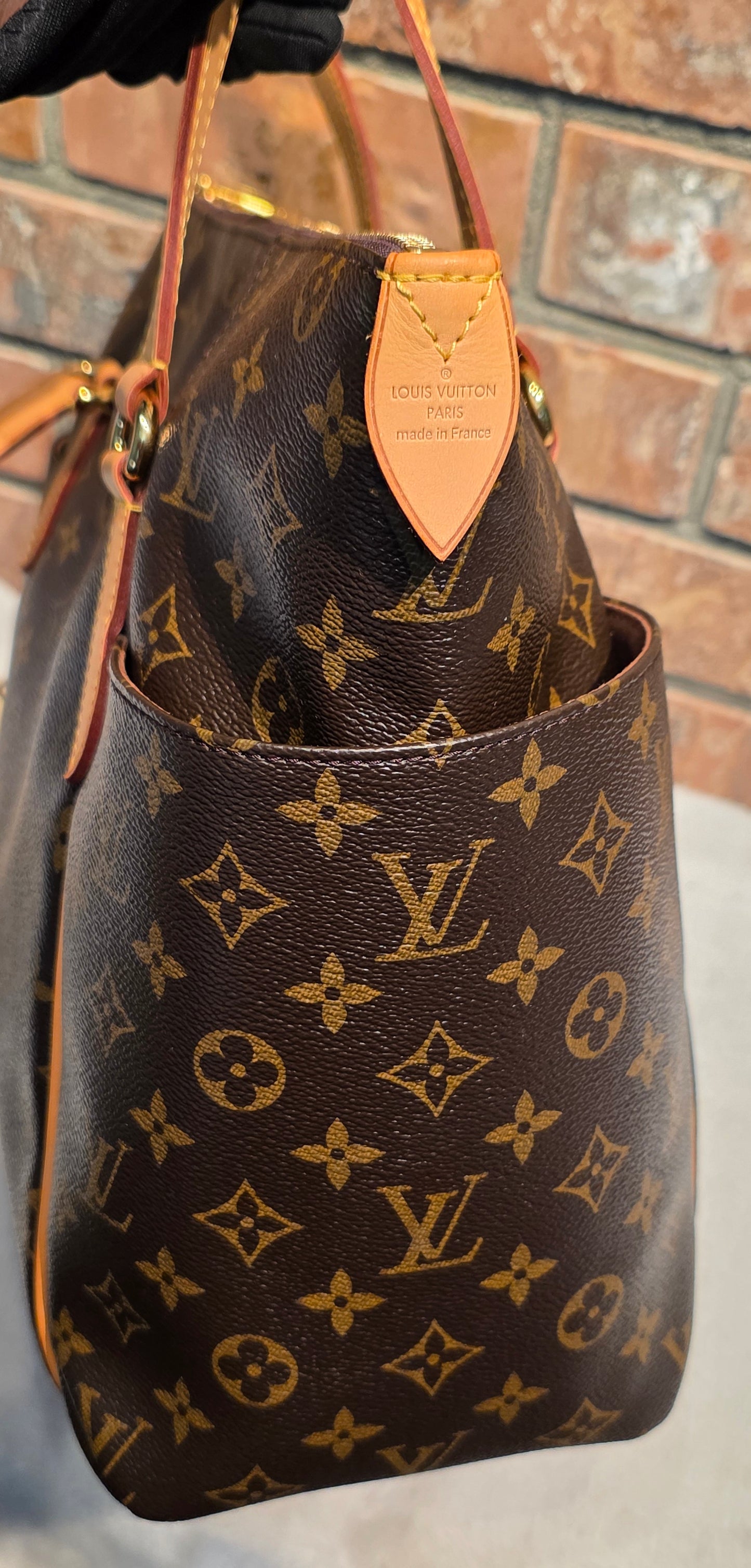 Authentic Louis Vuitton Totally MM Monogram