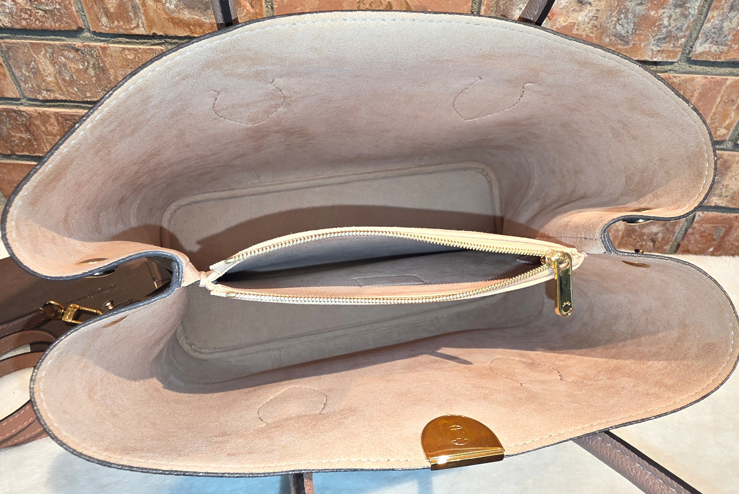 Authentic Louis Vuitton Flandrin Bois De Rose