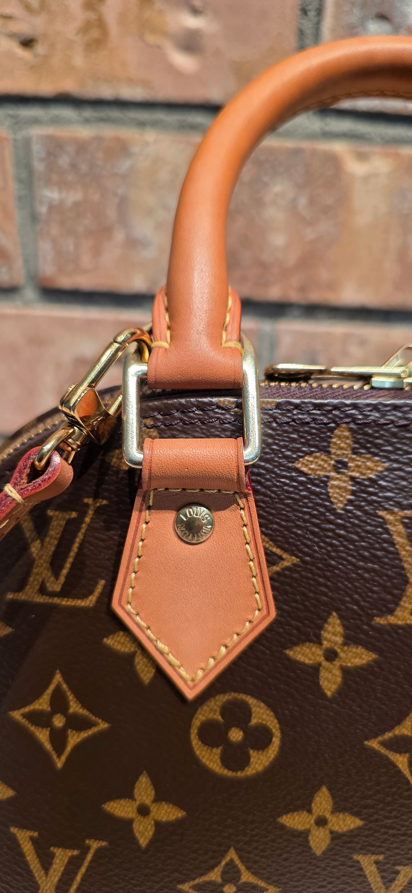 Authentic Louis Vuitton Alma BB Monogram