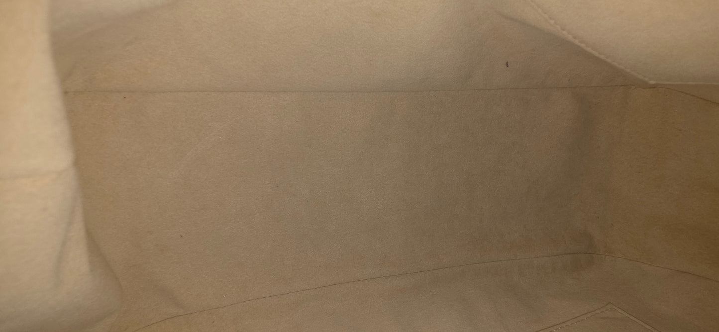 Authentic Louis Vuitton Estrela MM
