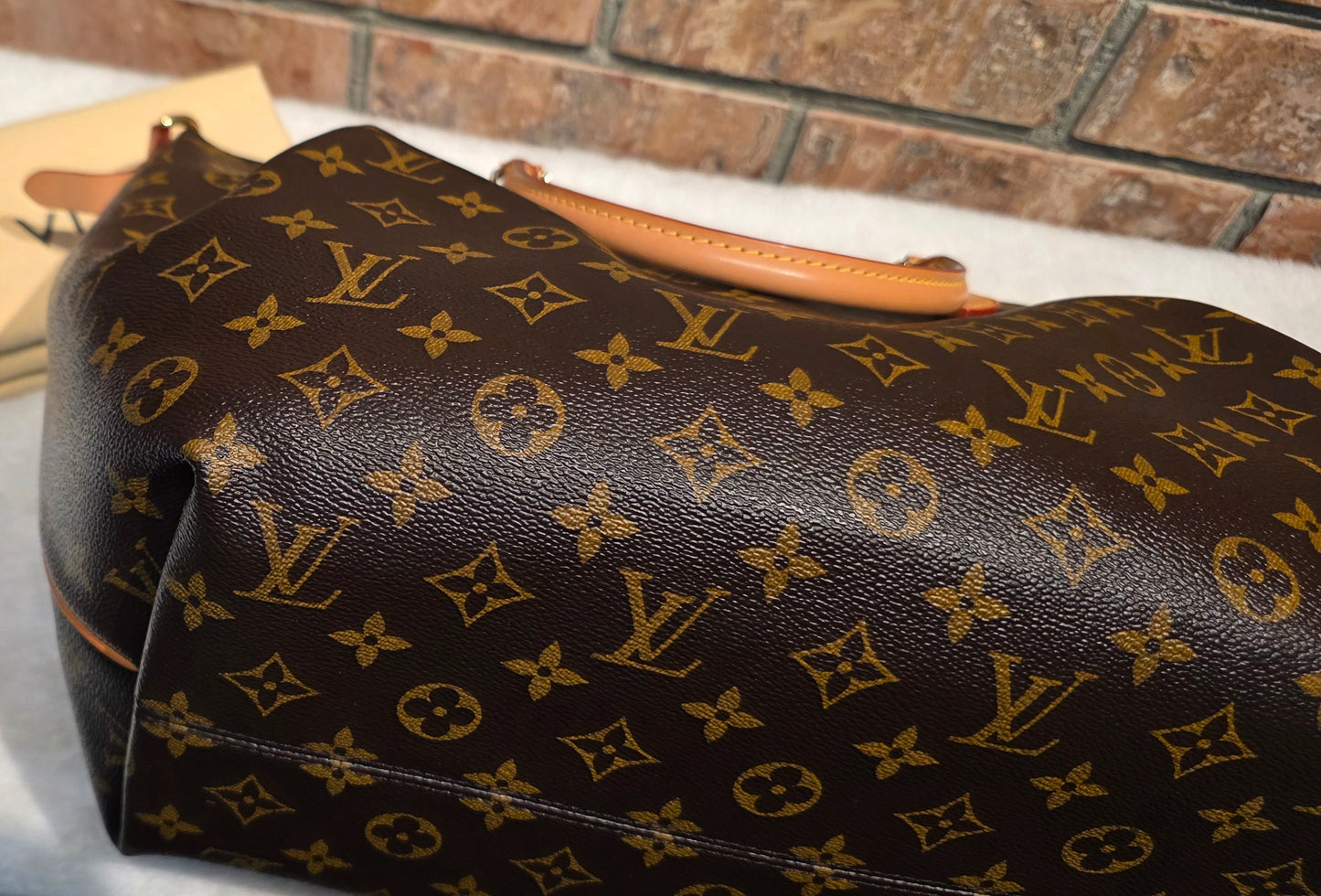 Authentic Louis Vuitton Turenne GM