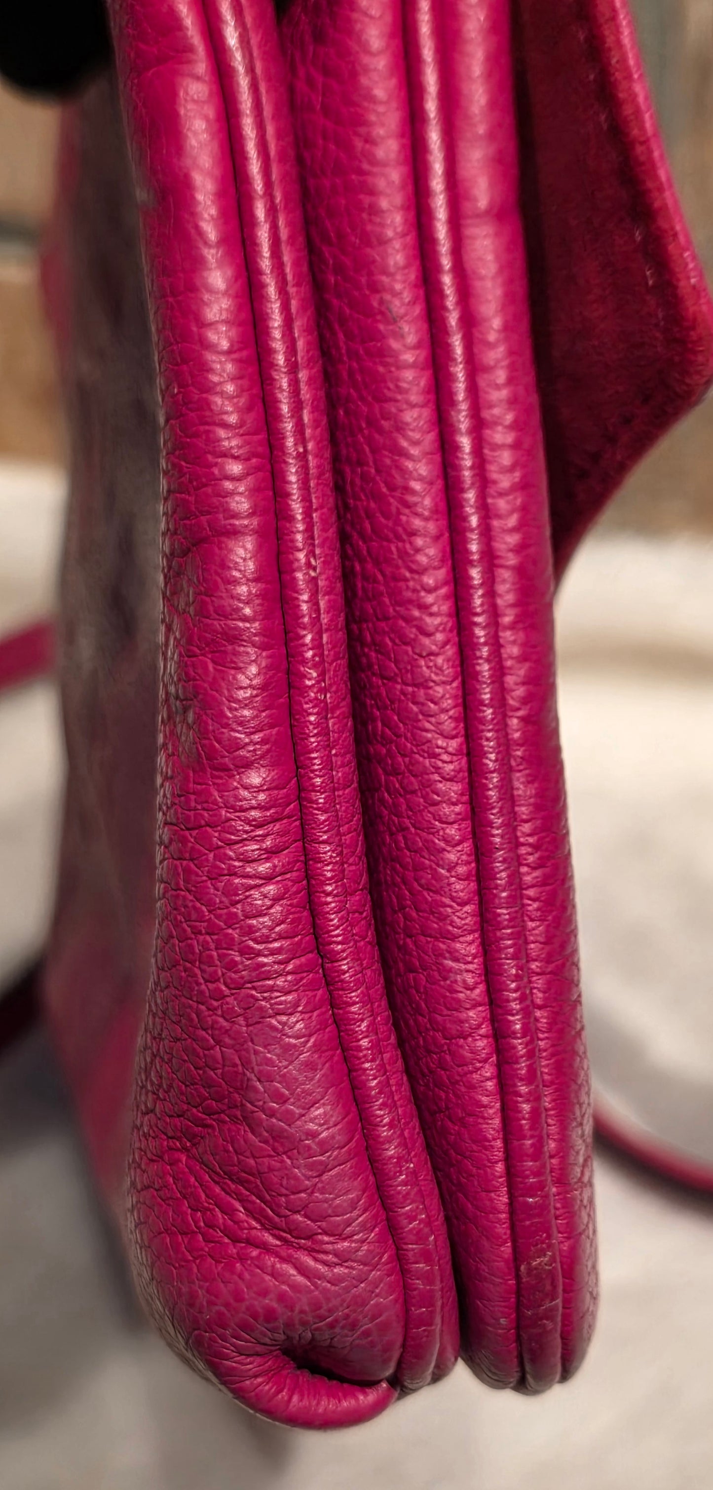 Authentic Louis Vuitton Twice/Twinset Pochette in Dahlia Pink