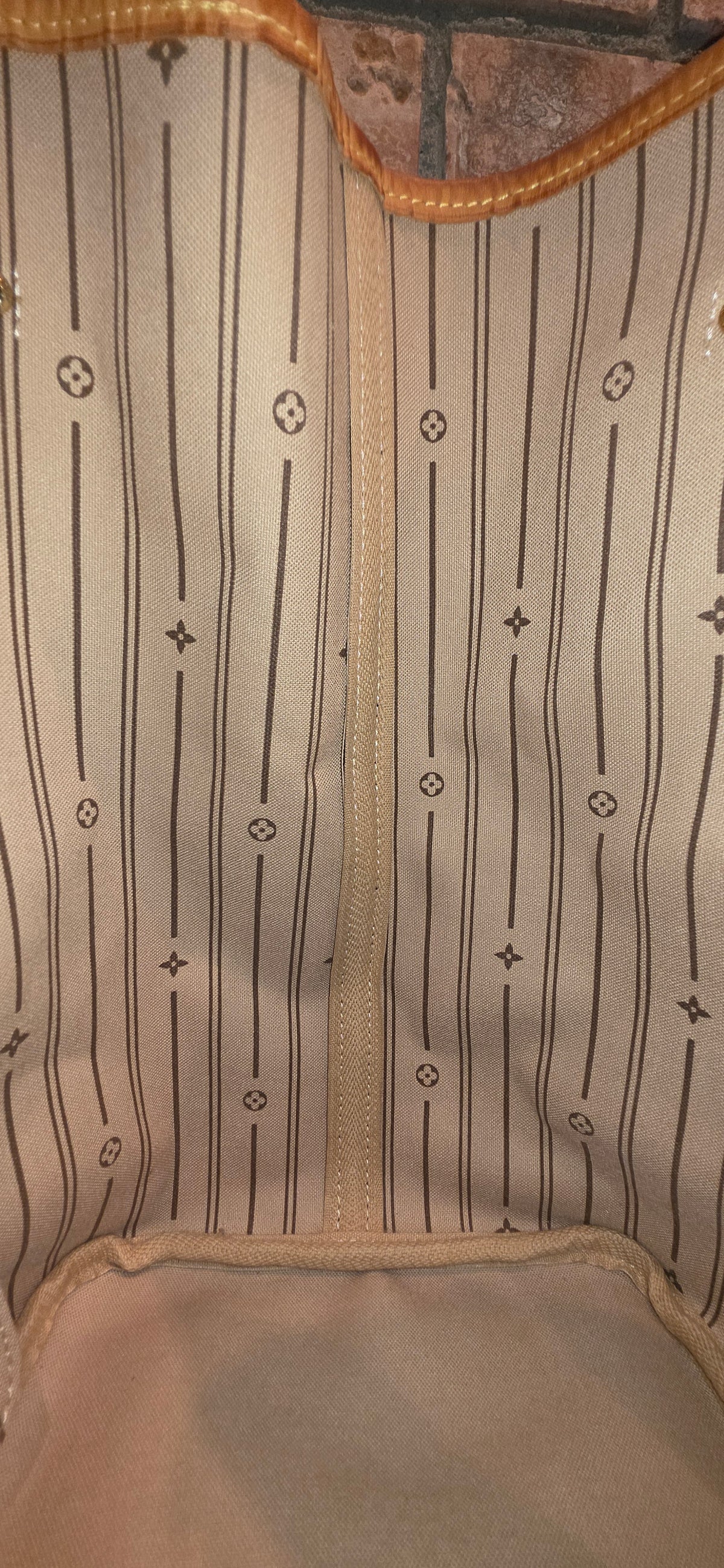 Authentic Louis Vuitton Neverfull GM Monogram