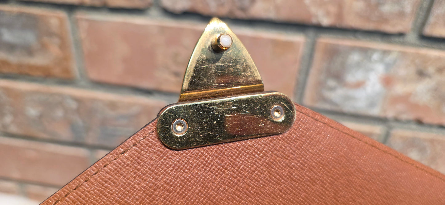 Authentic Louis Vuitton Monceau 26