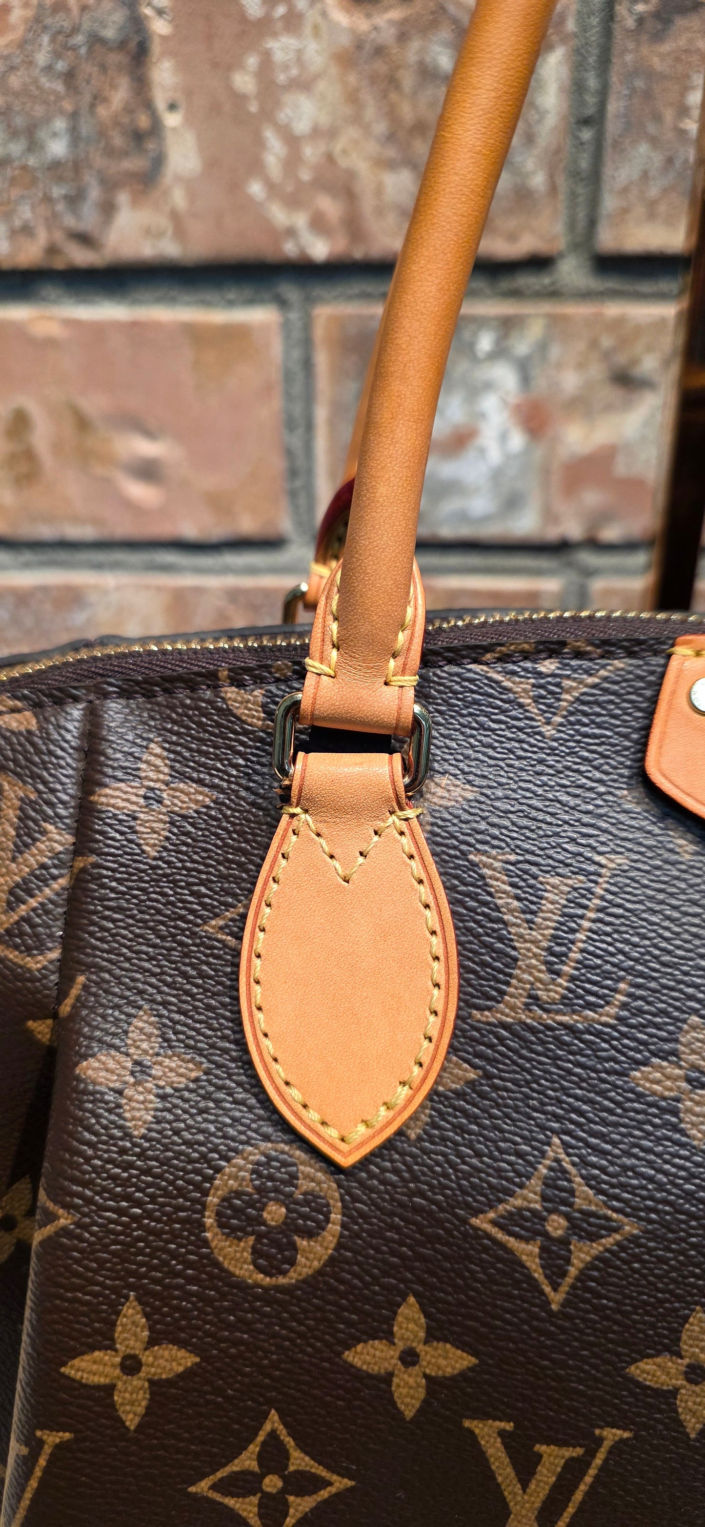 Authentic Louis Vuitton Turenne MM