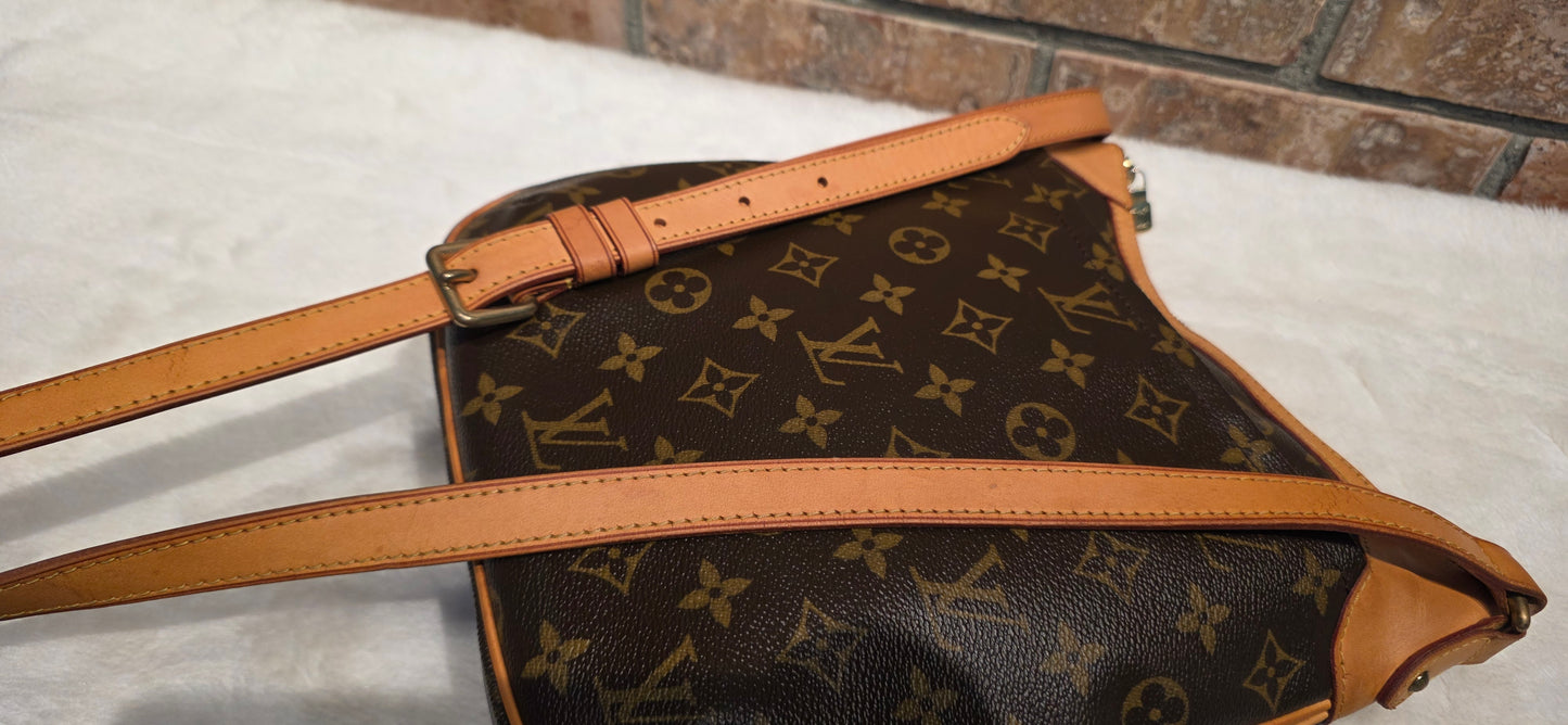 Authentic Louis Vuitton Odeon PM