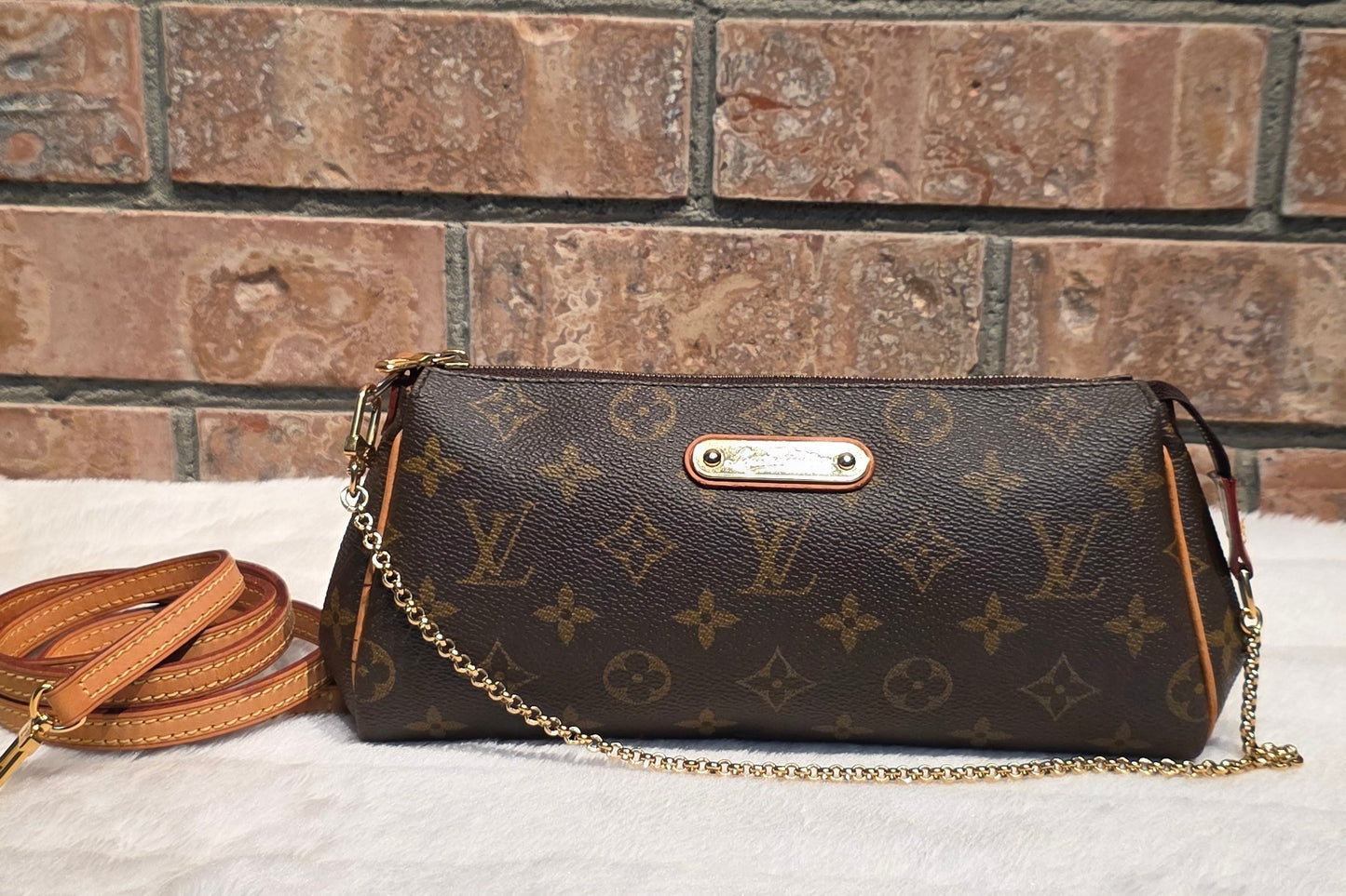 Authentic Louis Vuitton Eva Monogram