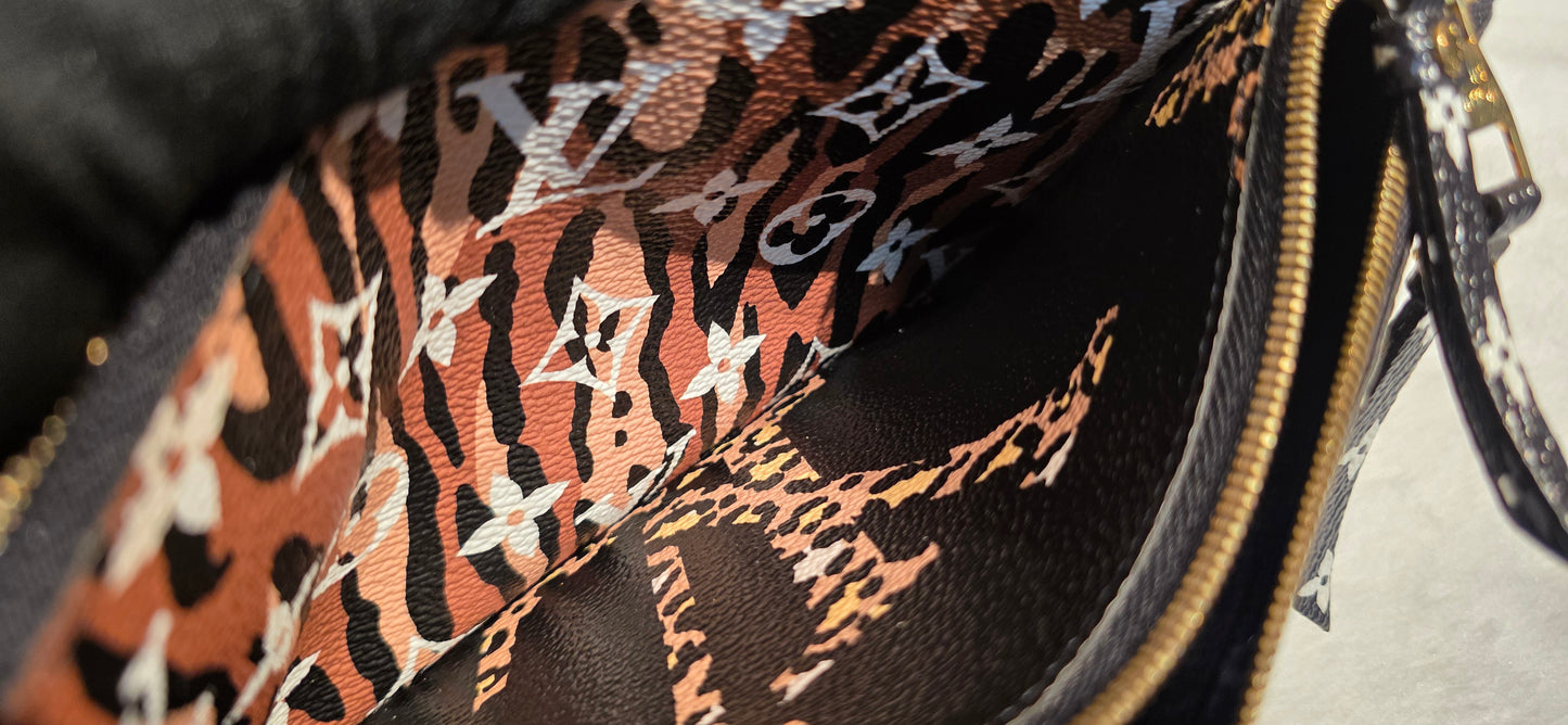 Authentic Louis Vuitton Double Zip Pochette Limited Jungle Edition