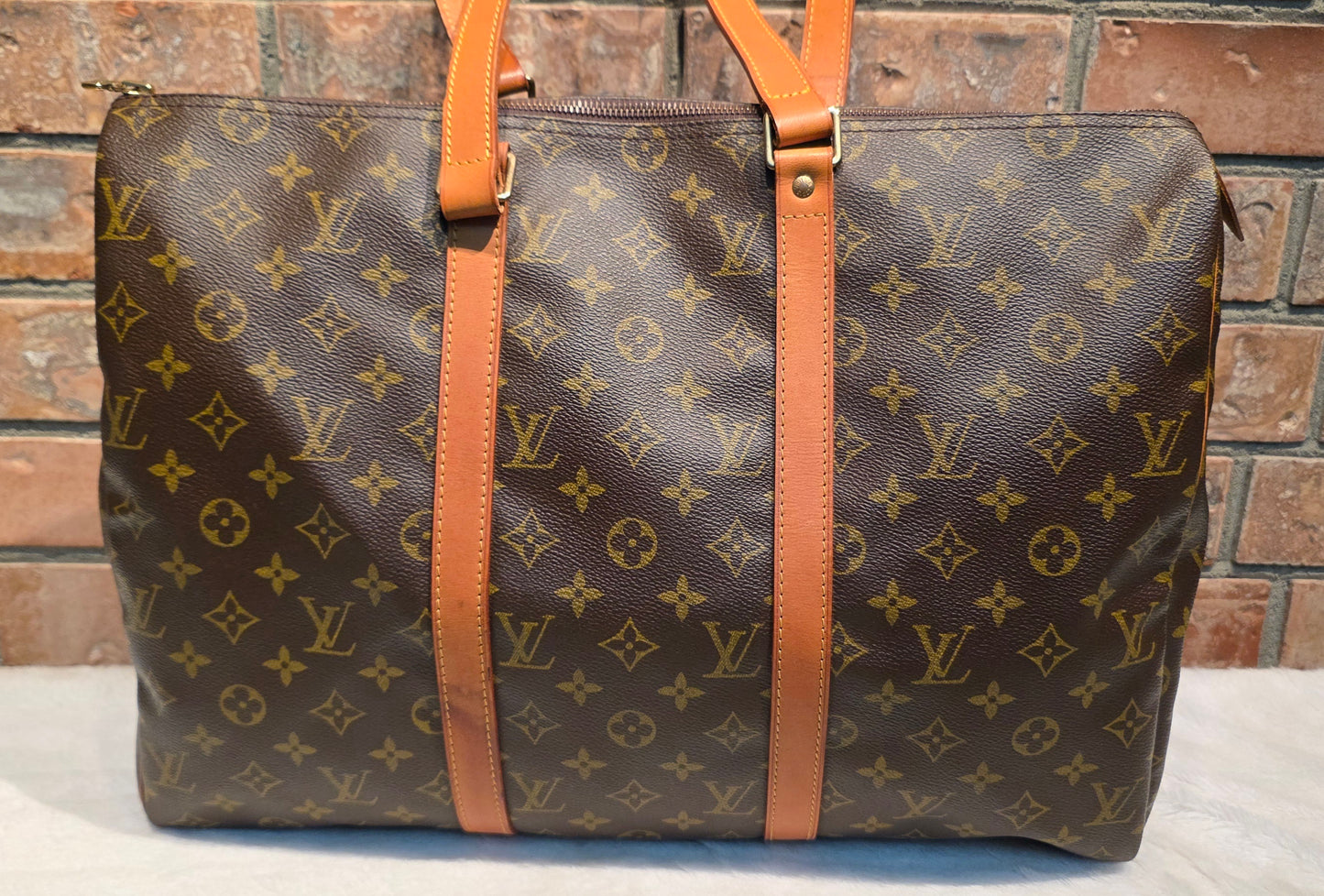 Authentic Louis Vuitton Sac Flanerie 45