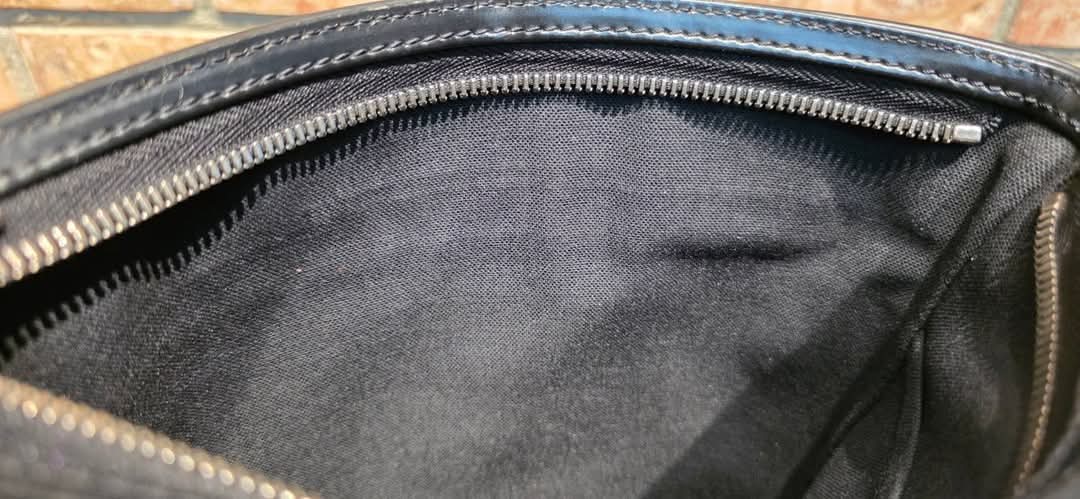 Authentic Louis Vuitton Thomas Crossbody Damier Graphite