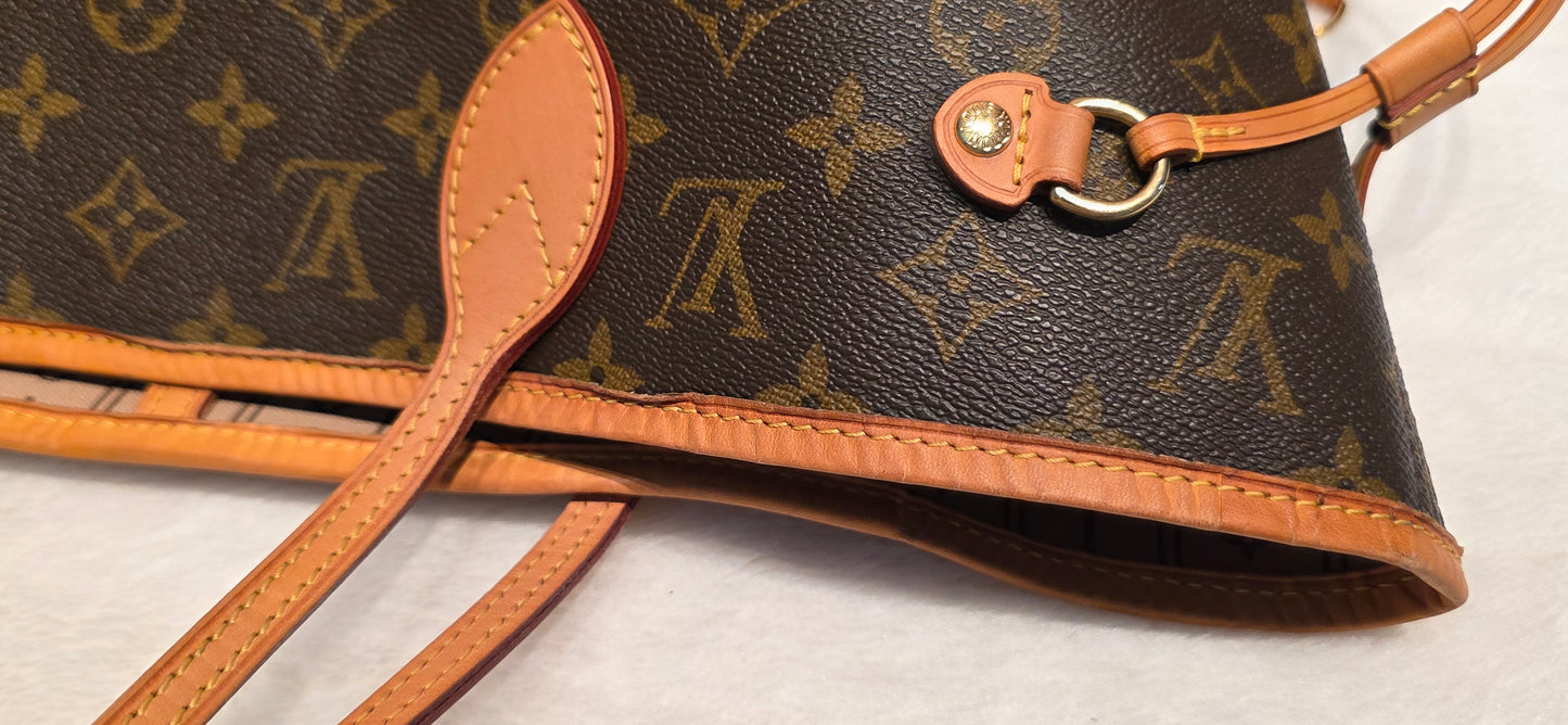 Authentic Louis Vuitton Neverfull MM Monogram