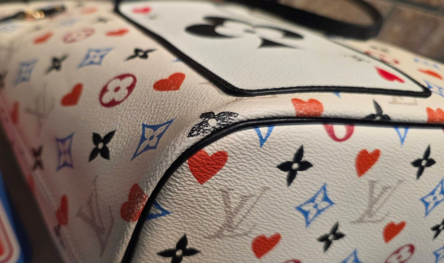Authentic Louis Vuitton Neverfull MM with Pouch Game On Collection