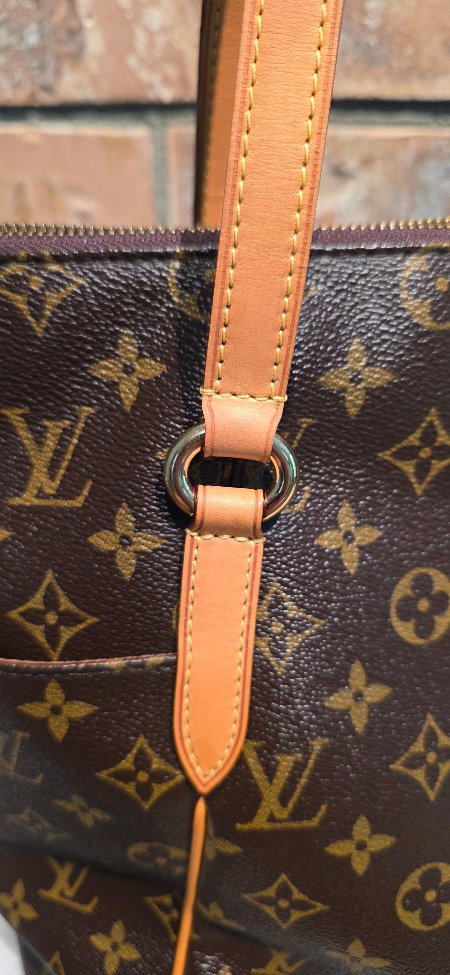 Authentic Louis Vuitton Totally MM Monogram