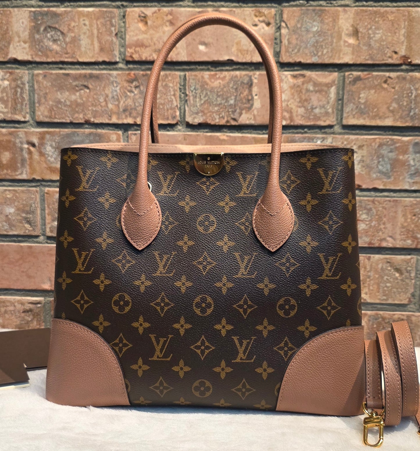 Authentic Louis Vuitton Flandrin Bois De Rose