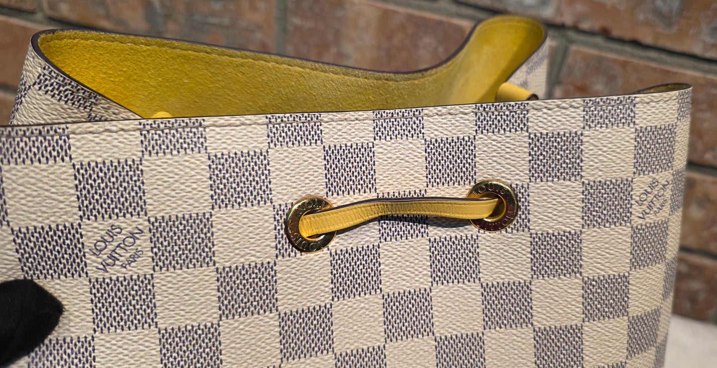 Authentic Louis Vuitton Neonoe MM Damier Azur in Pineapple